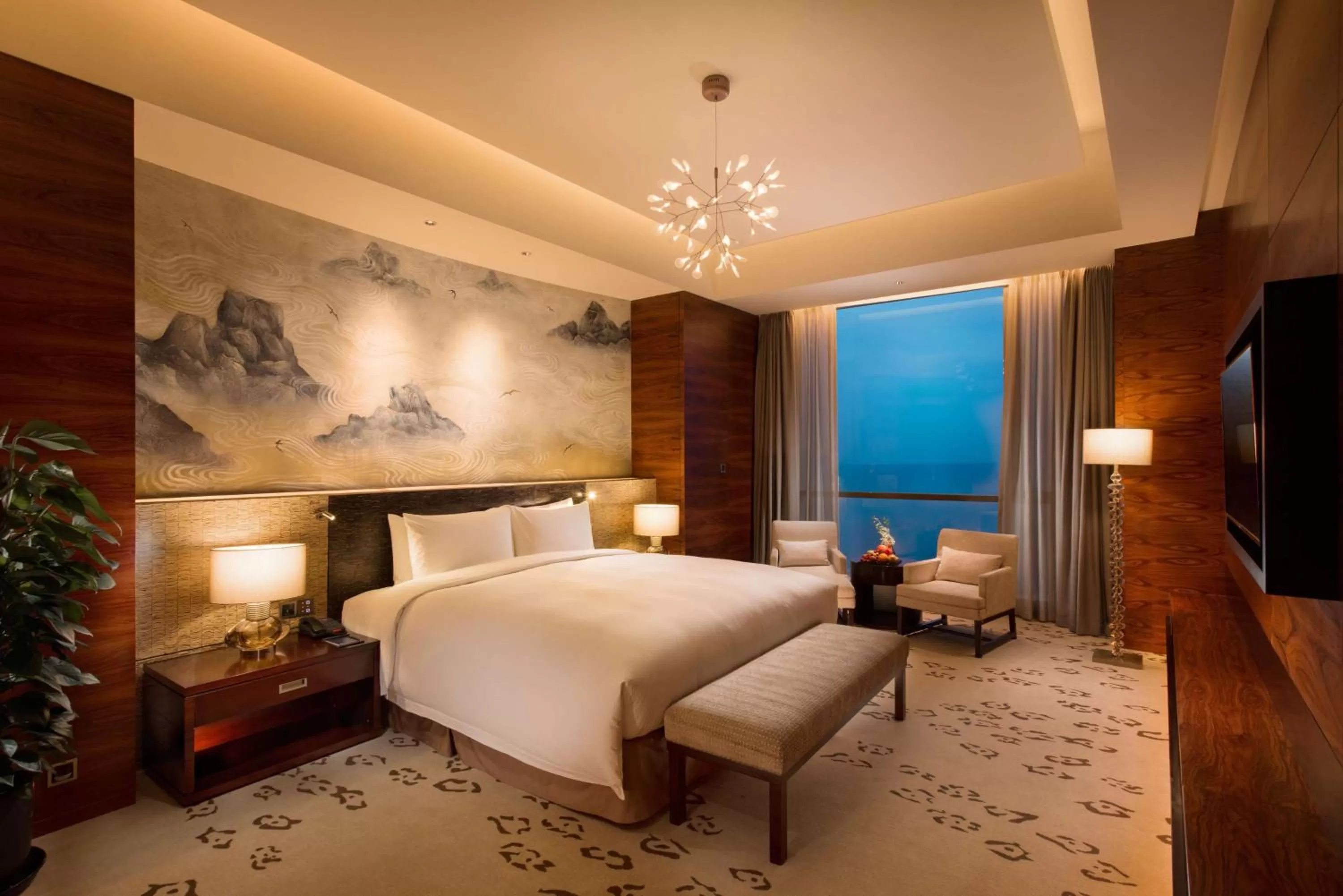 Bed in Hilton Yantai Golden Coast