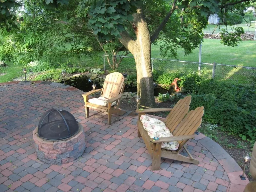 Activities, Seating Area in Rose Heart Inn