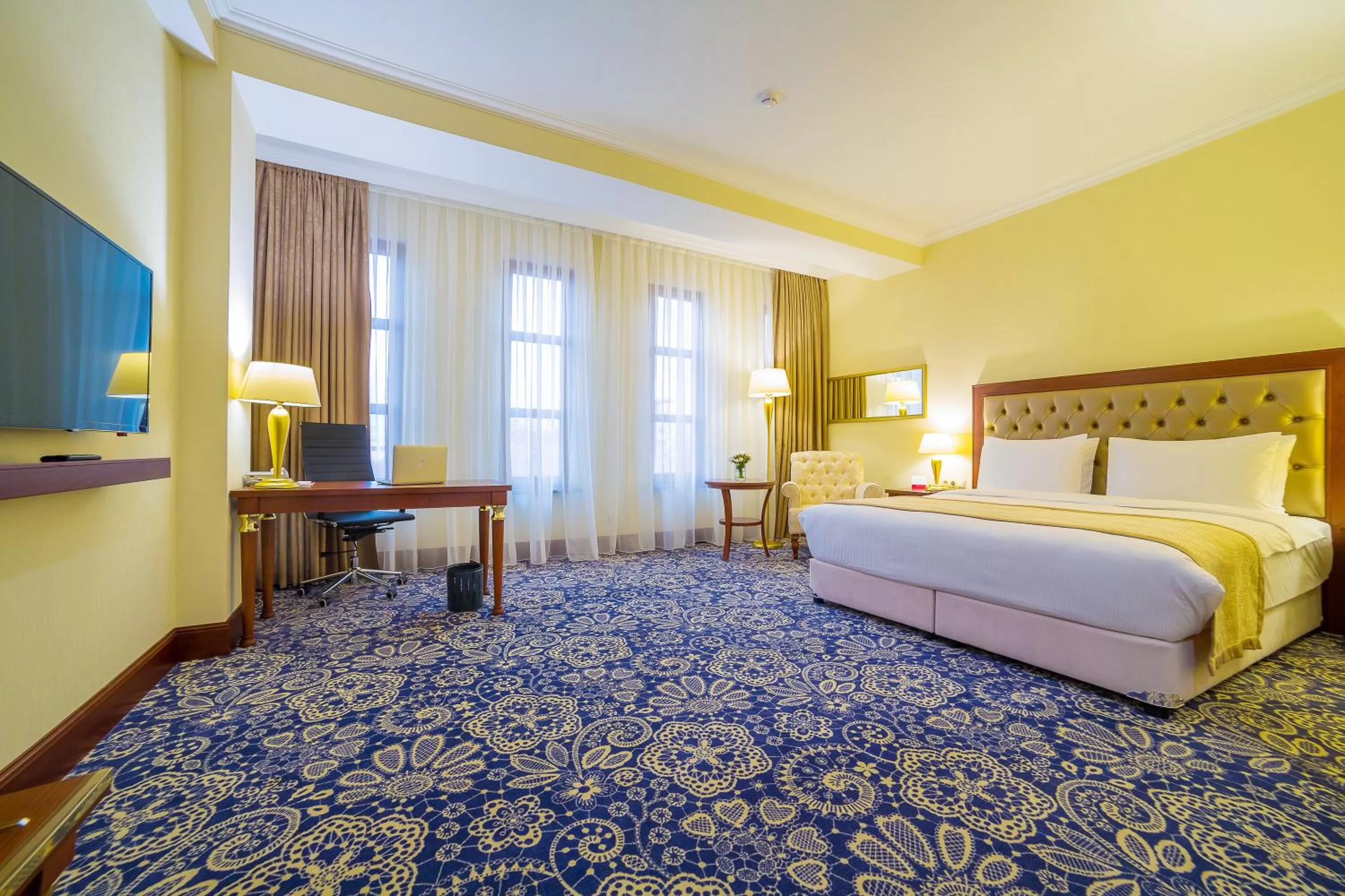 Day, Bed in Ramada by Wyndham Almaty