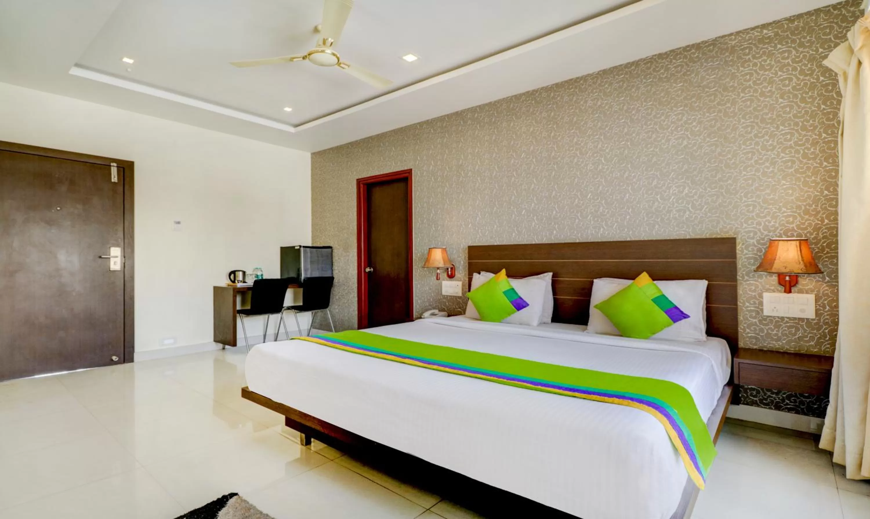 Bed in Treebo Trend Orchid MG Road