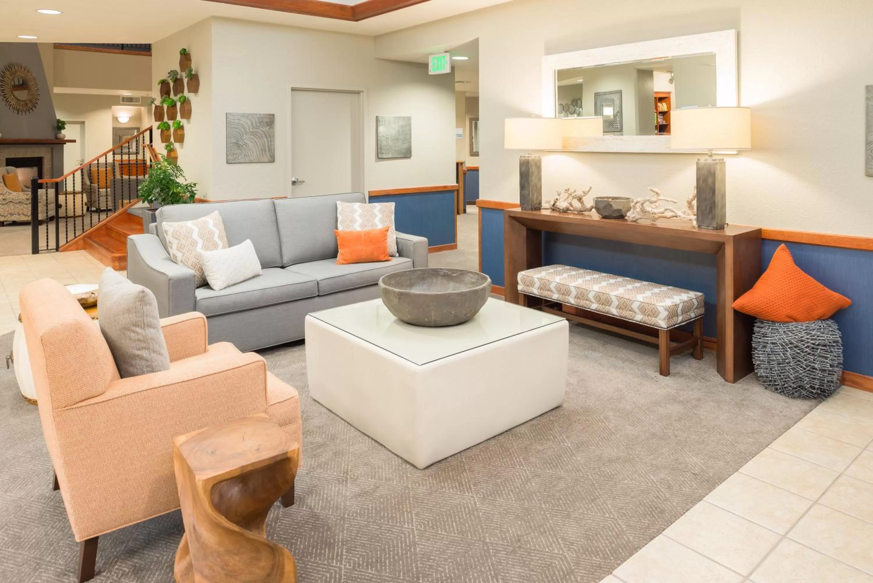 Lobby or reception in Holiday Inn Express Hotel & Suites Arcata/Eureka-Airport Area by IHG