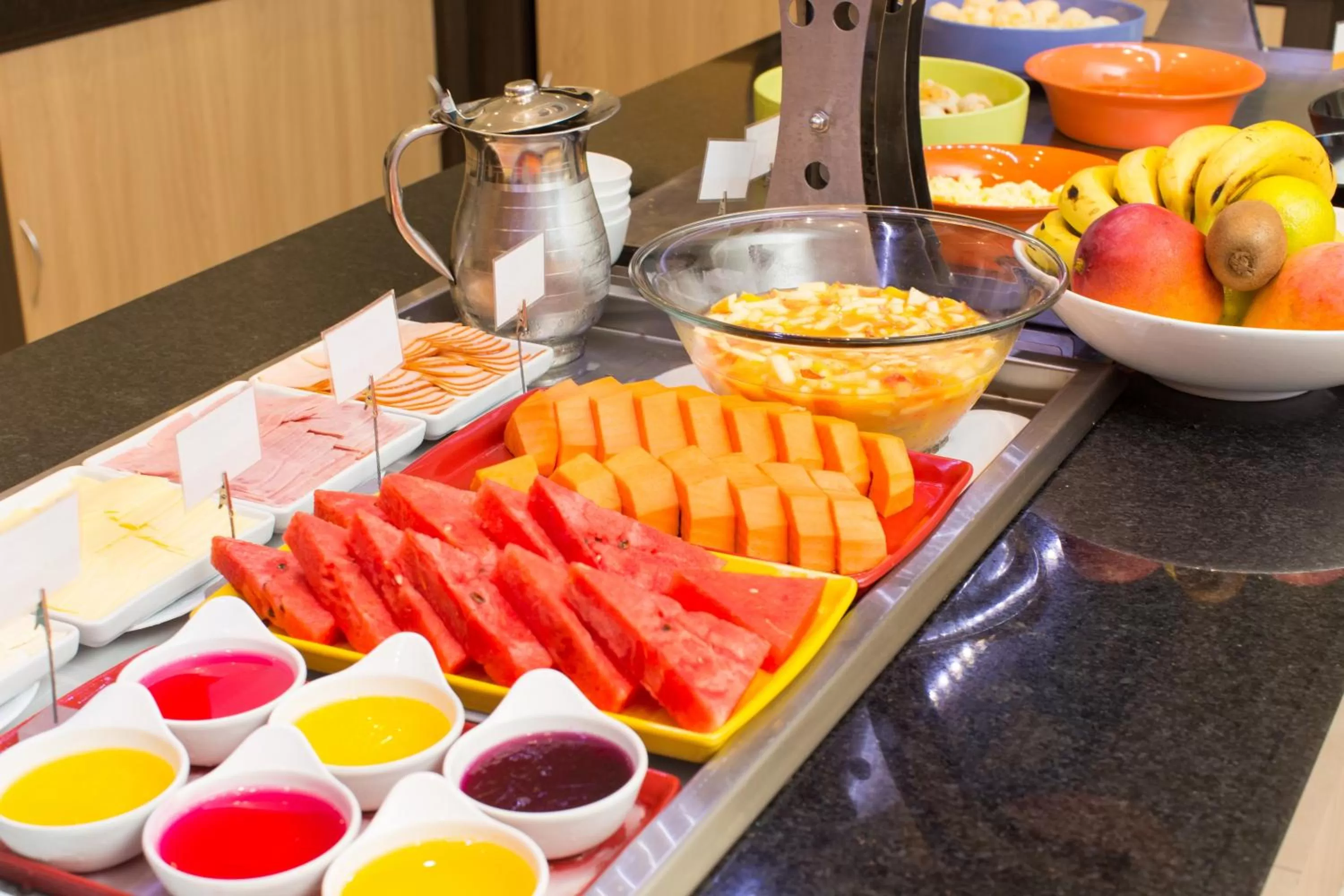 Restaurant/places to eat in Rio Hotel by Bourbon Curitiba