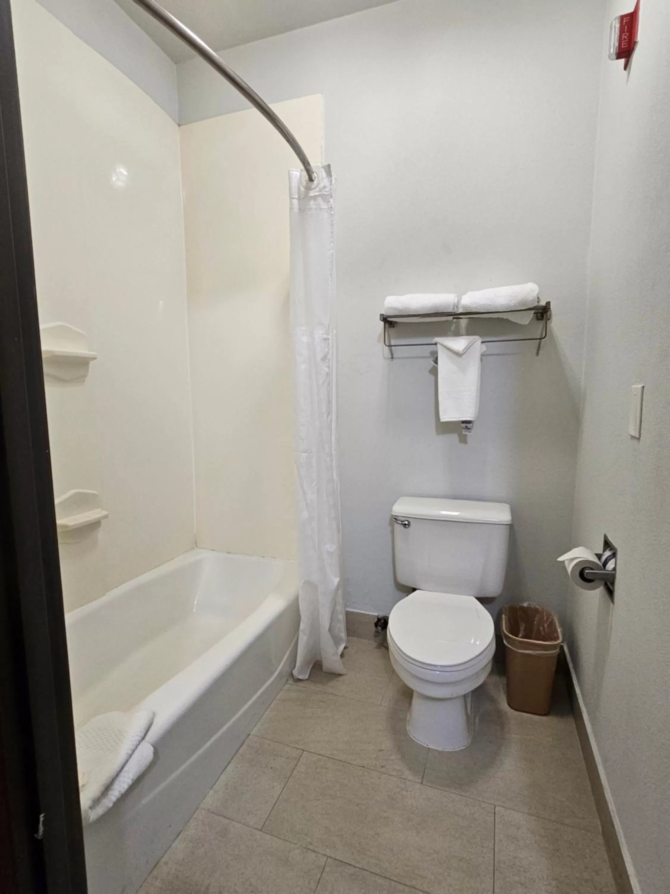 Bathroom in Quality Inn & Suites Irving DFW Airport South