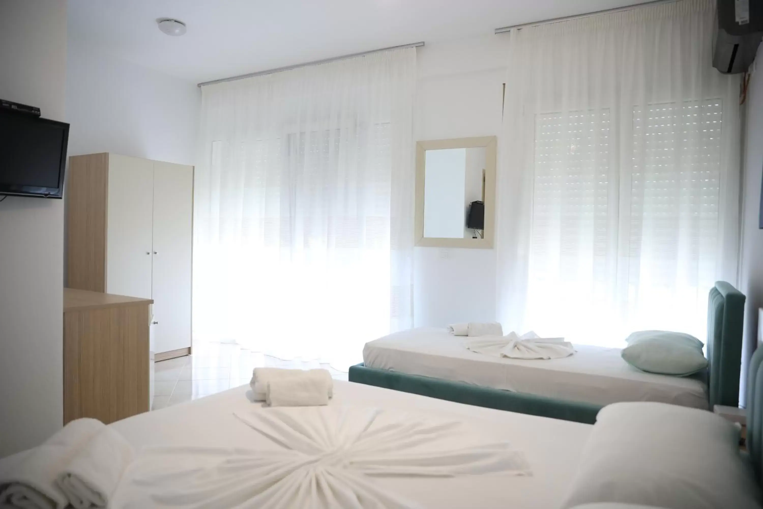 Deluxe Triple Room with Sea View in Blue View Deluxe Triple Room with Sea View in Blue View