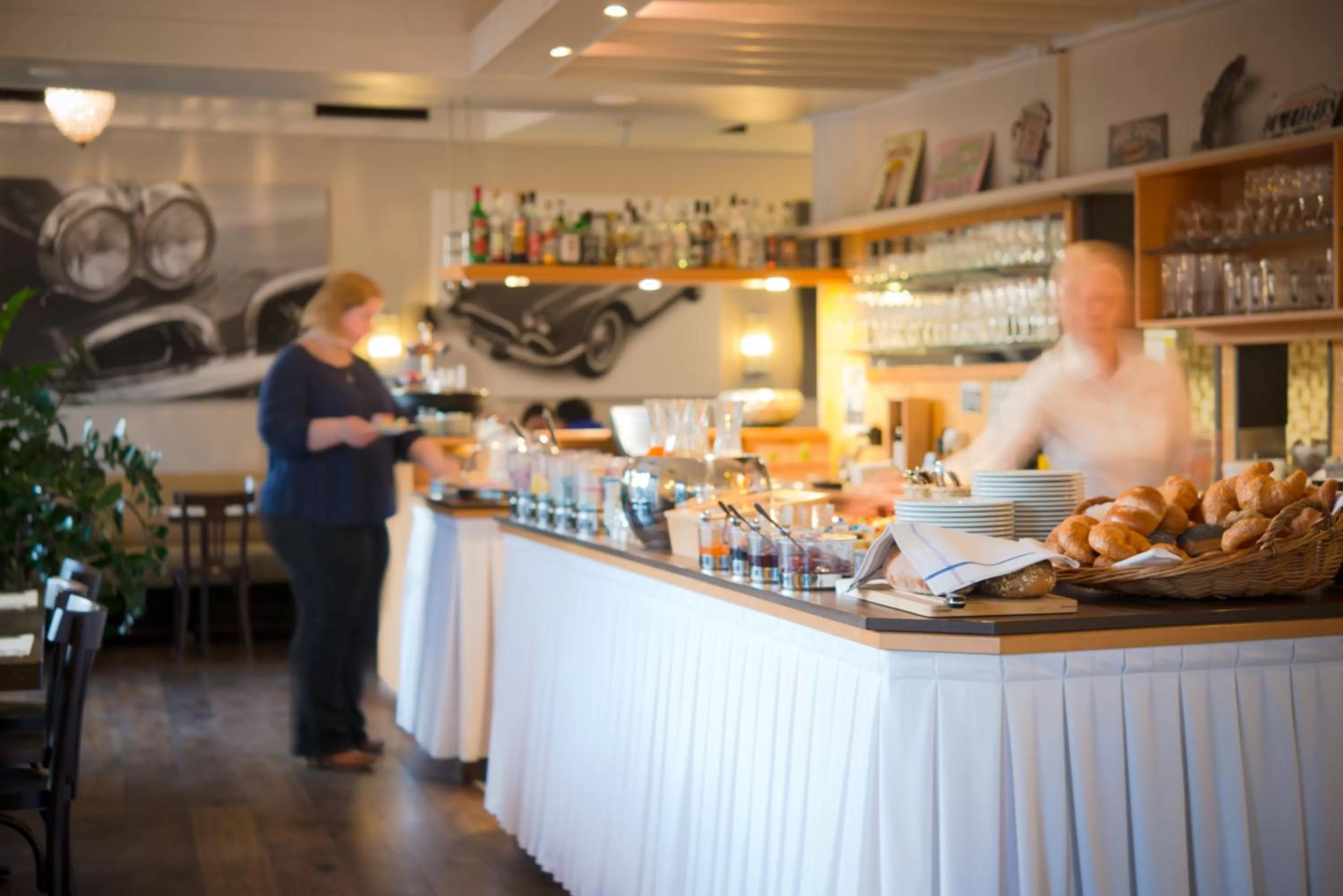 Restaurant/places to eat in Hotel Neufeld