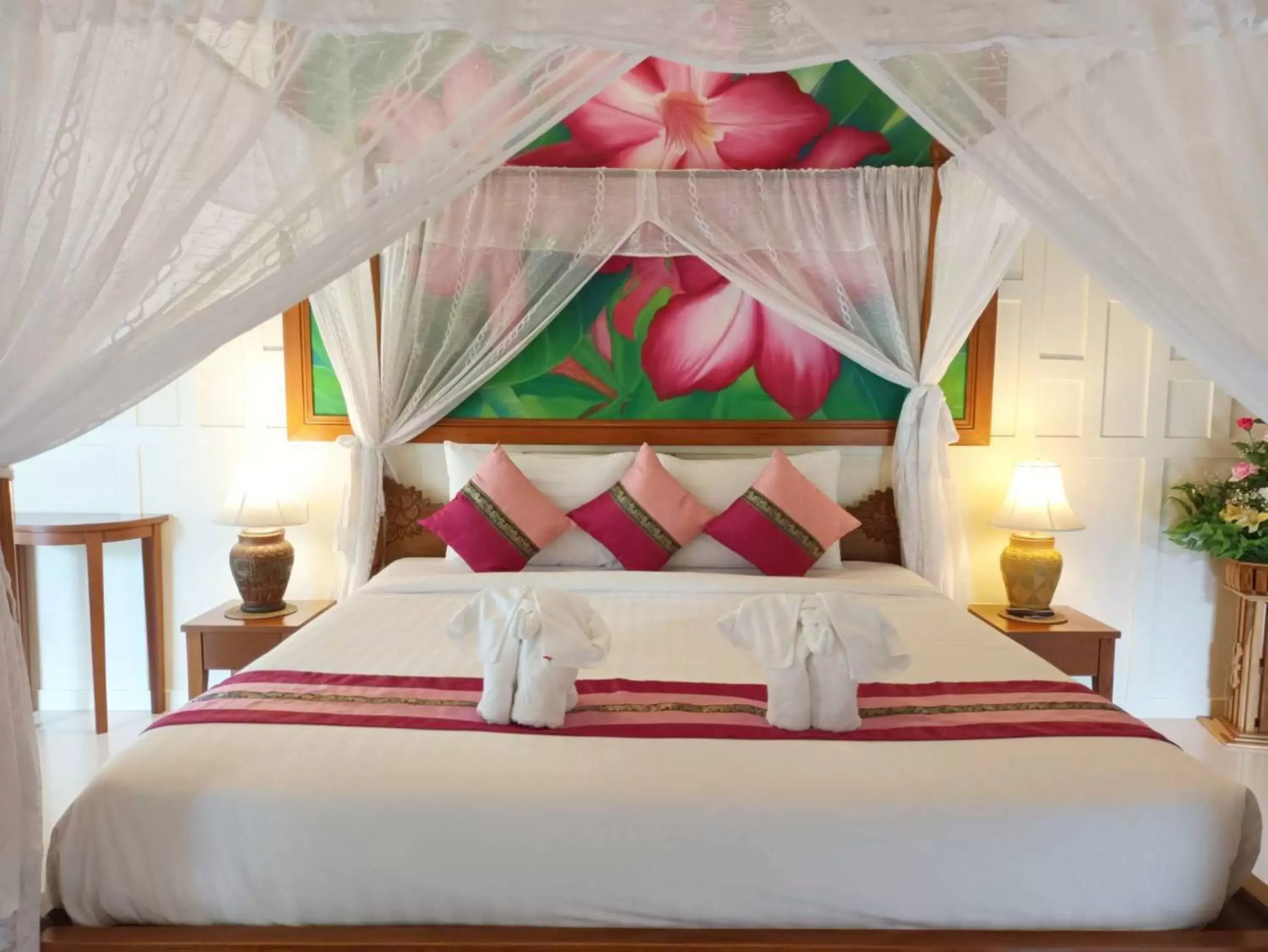 Superior Bungalow in Coconut Beach Resort, Koh Chang Superior Bungalow in Coconut Beach Resort, Koh Chang