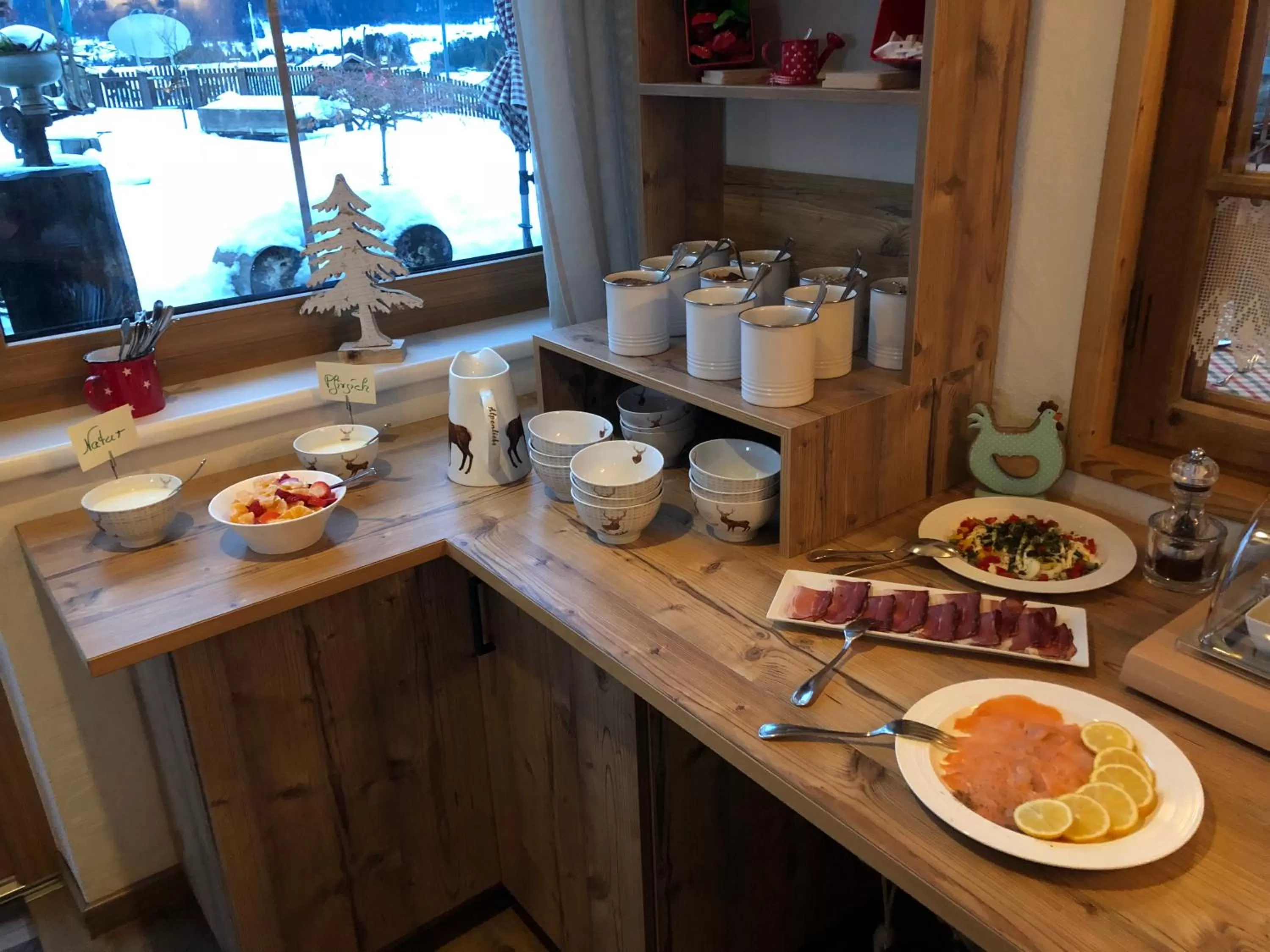 Food and drinks in Hotel zum Urviech -Erwachsenenhotel-