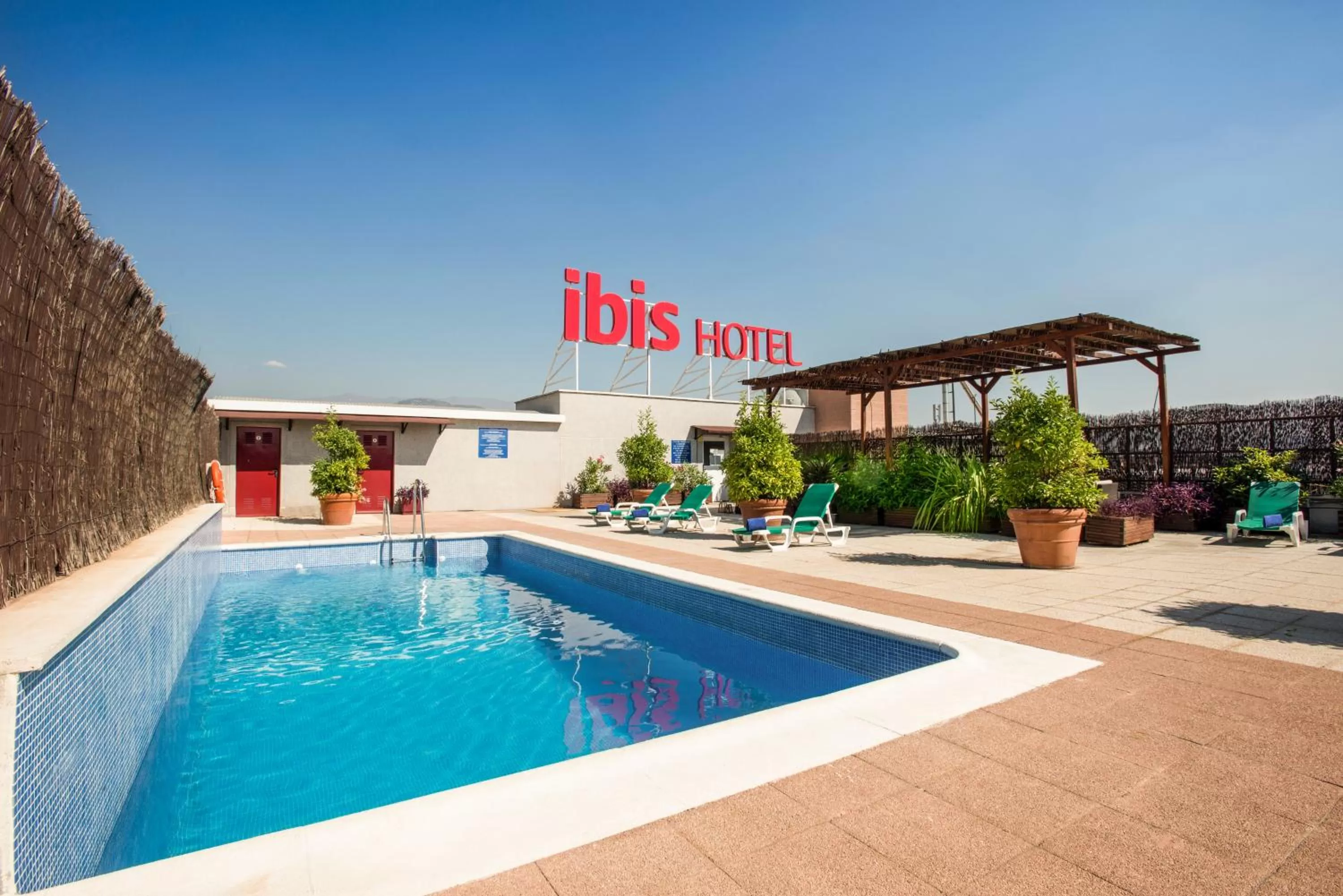 Area and facilities in Ibis Granada