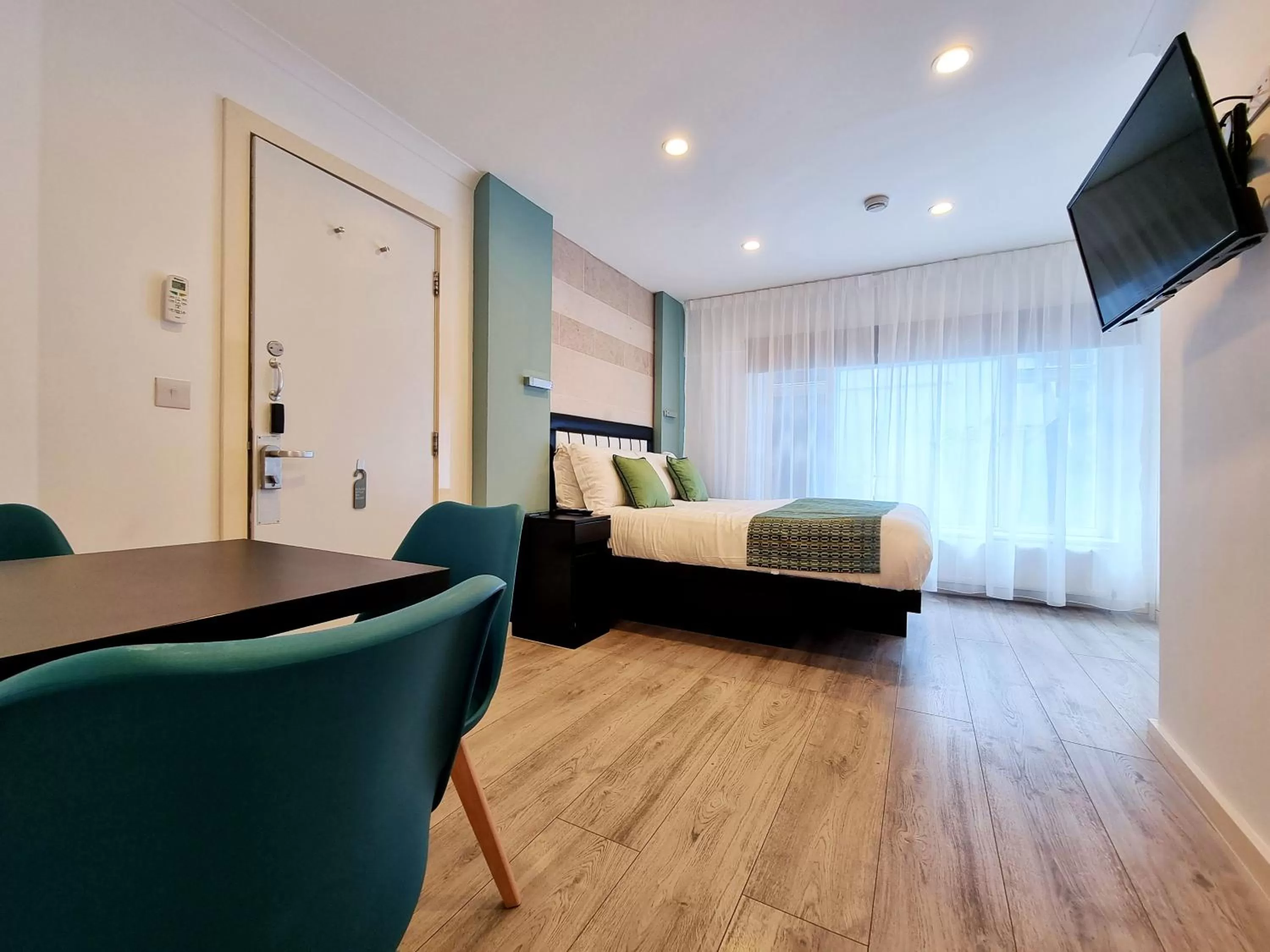 Triple Studio (Lower Ground Floor) in 146 STUDIOS Marylebone