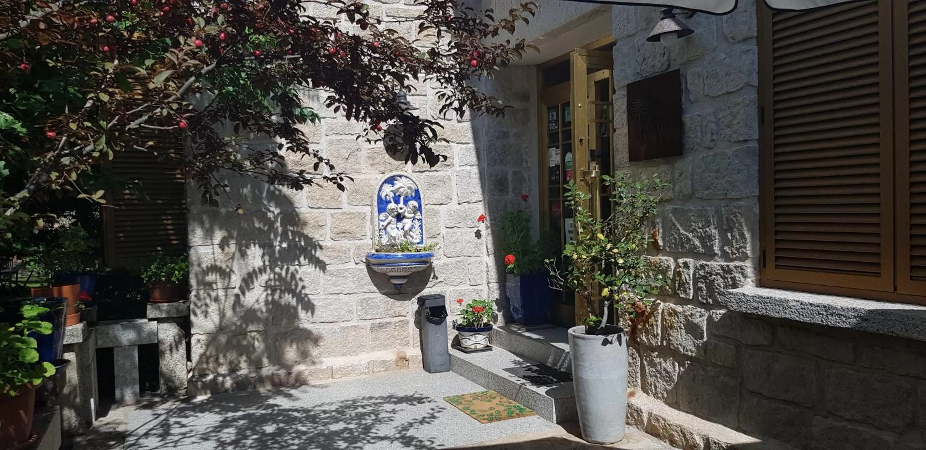 Lobby or reception in Hotel Sara De Ur