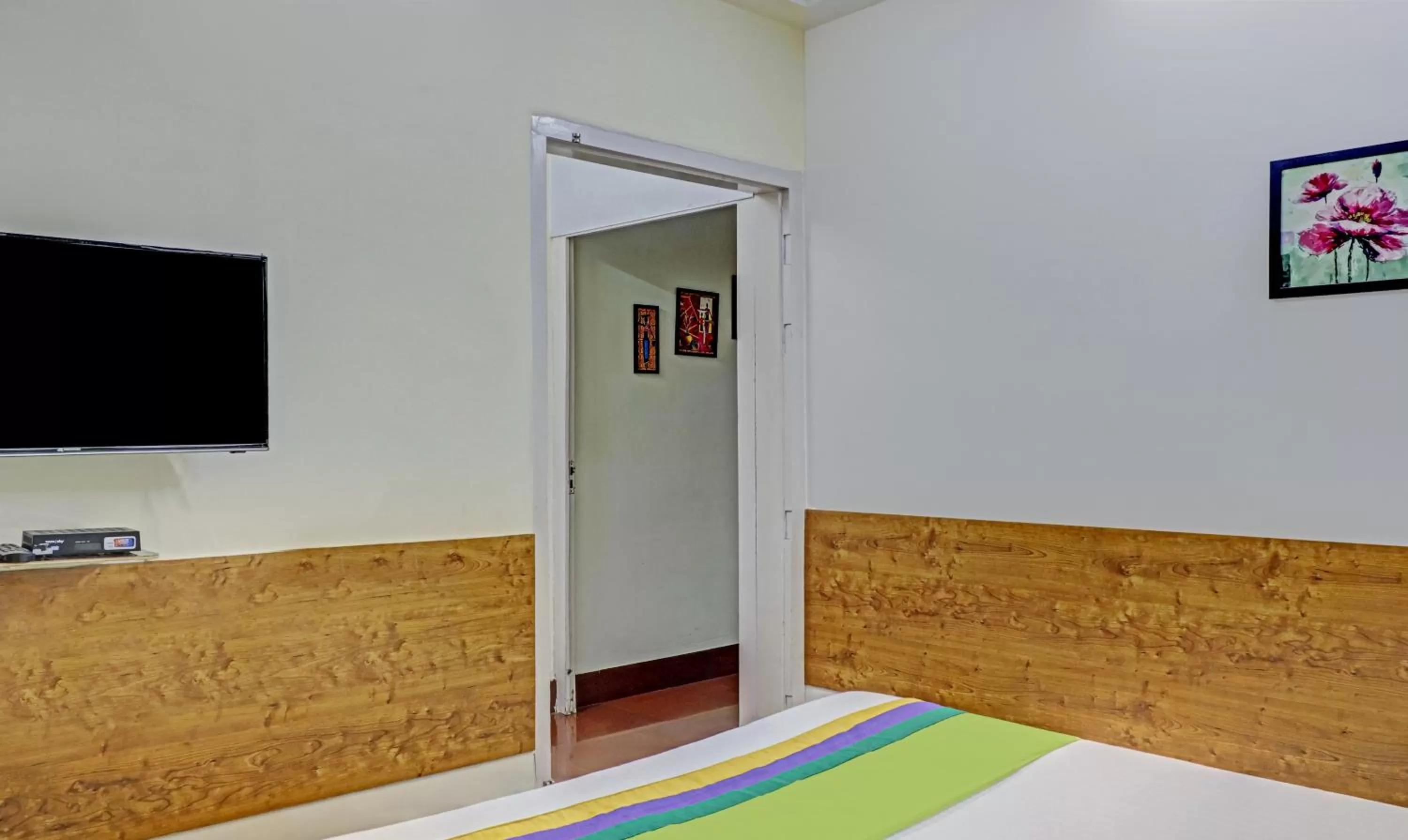 Bedroom, Bed in Treebo Umal Homestay Ganeshguri