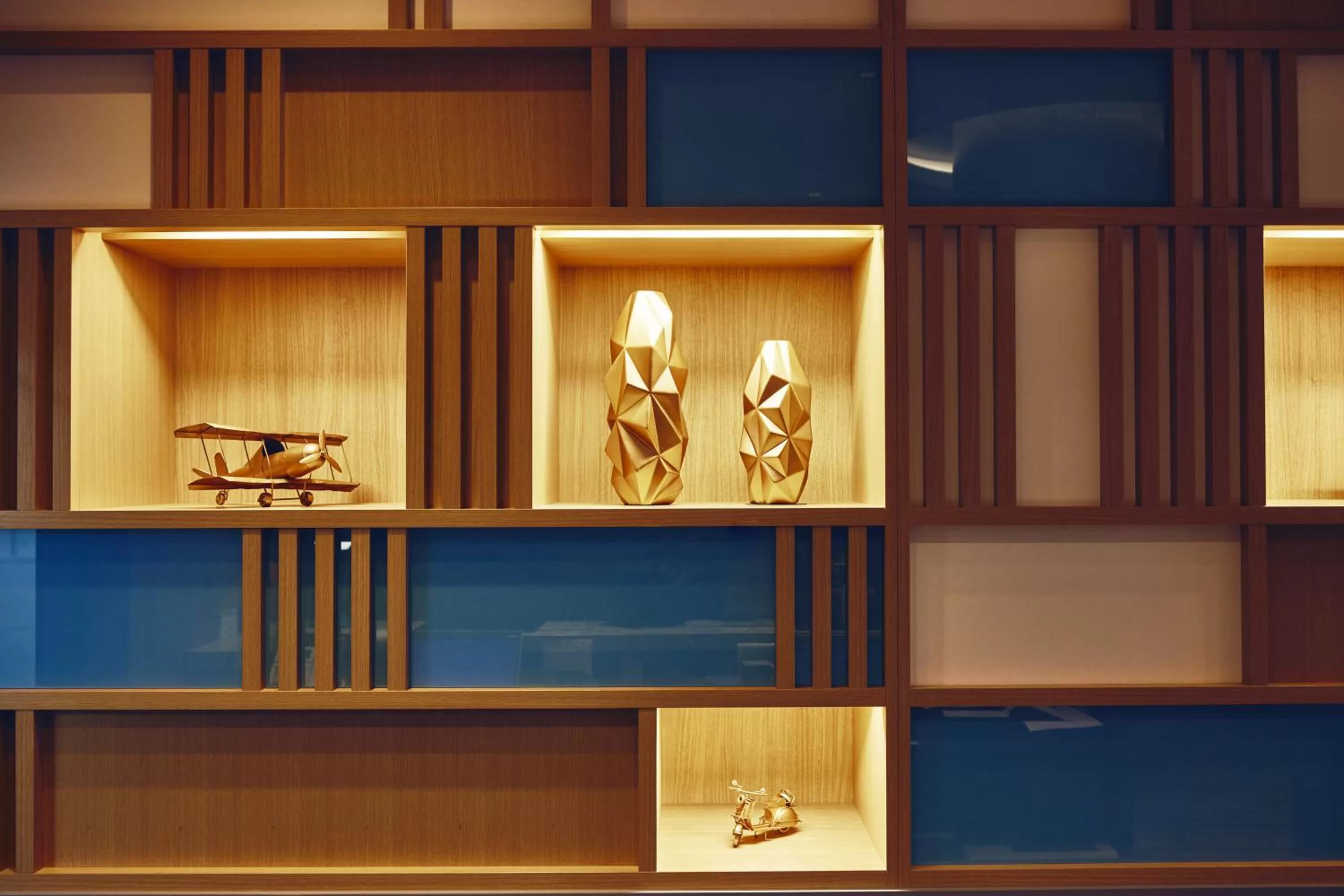 Lobby or reception in Holiday Inn Express Osaka City Centre- Midosuji by IHG