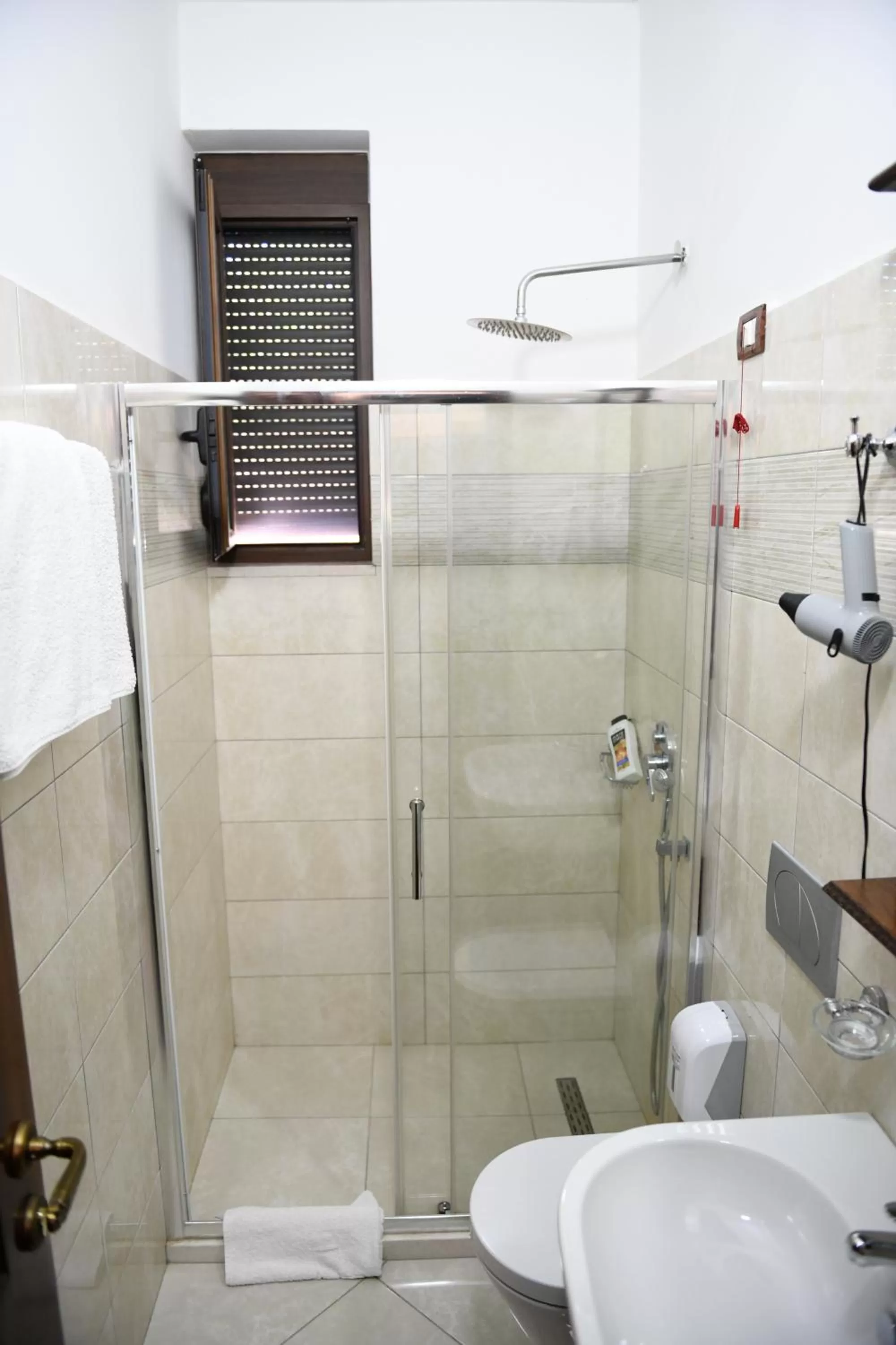 Bathroom in Hotel Kaceli