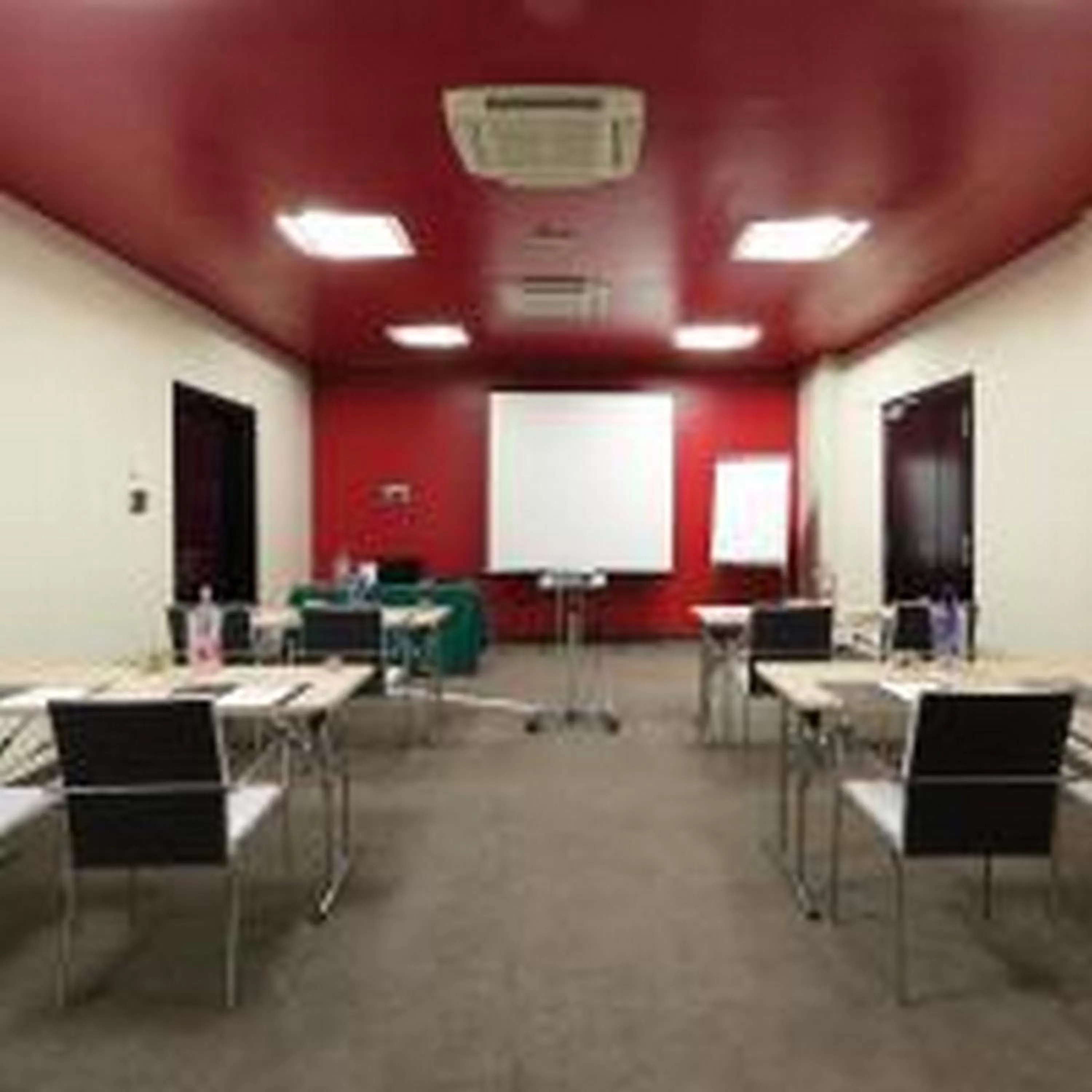 Meeting/conference room in Holiday Inn Genoa City by IHG