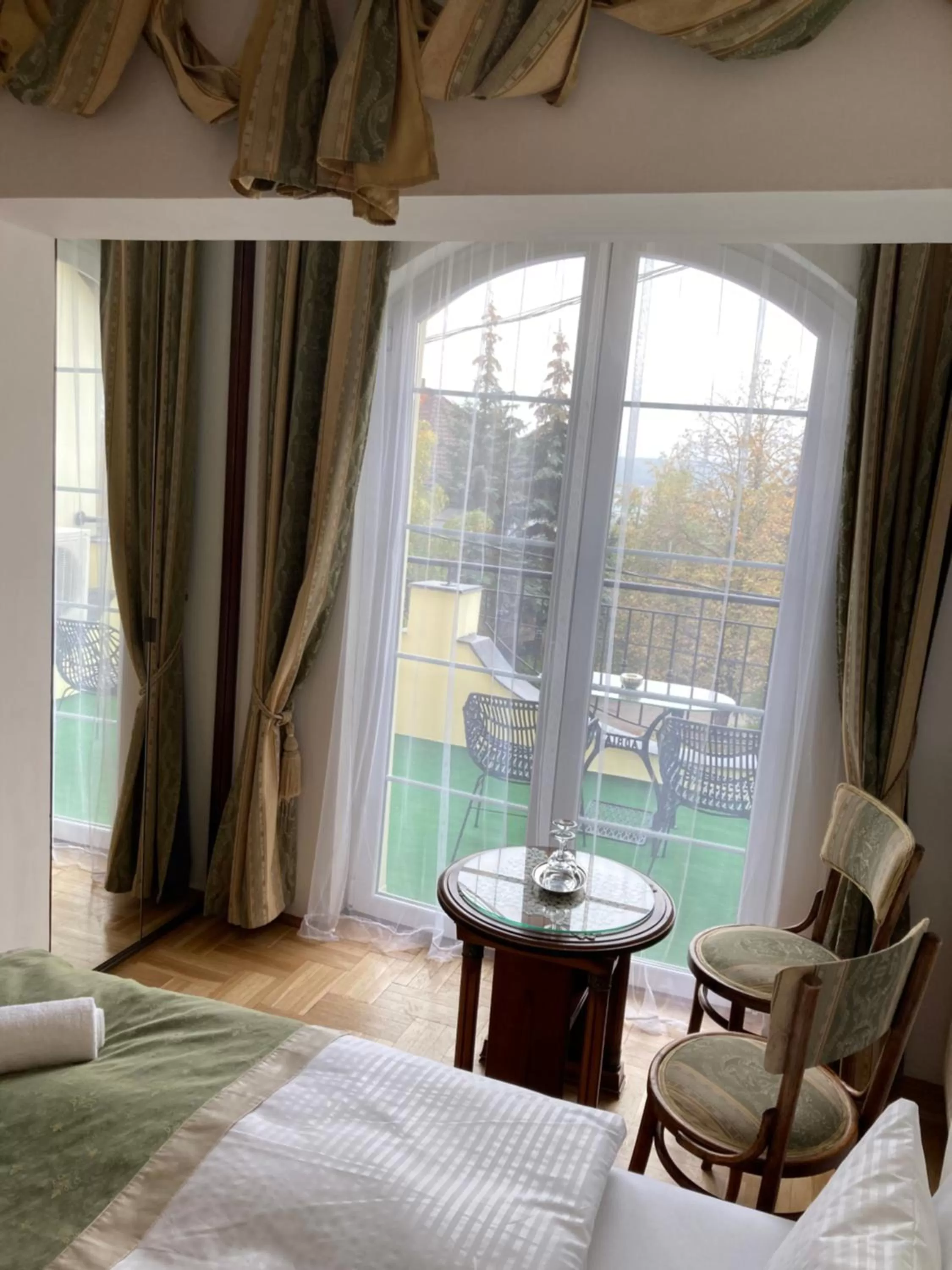 Bedroom, Seating Area in Villa Panoráma