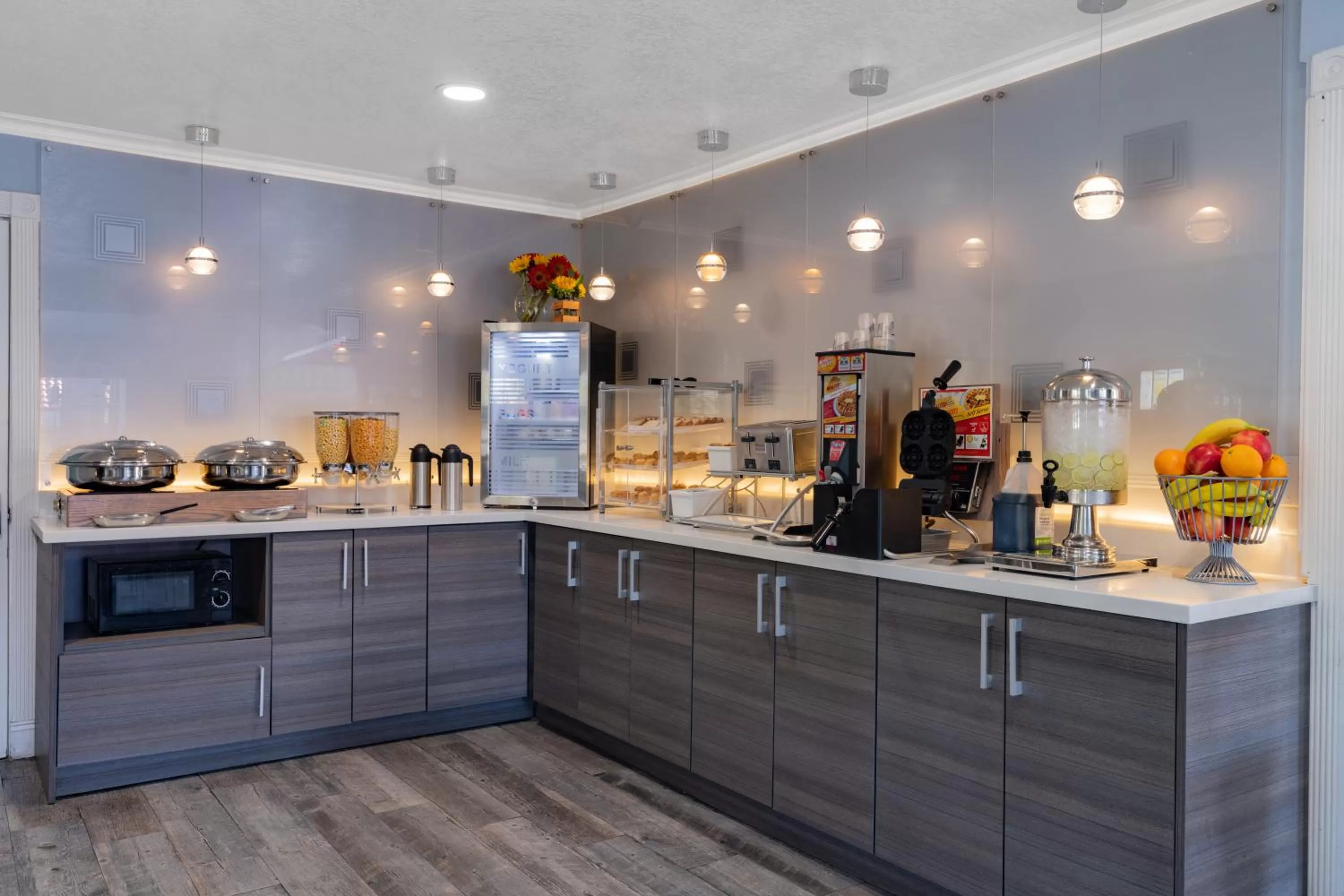 Coffee/tea facilities in Super 8 Ukiah by Wyndham