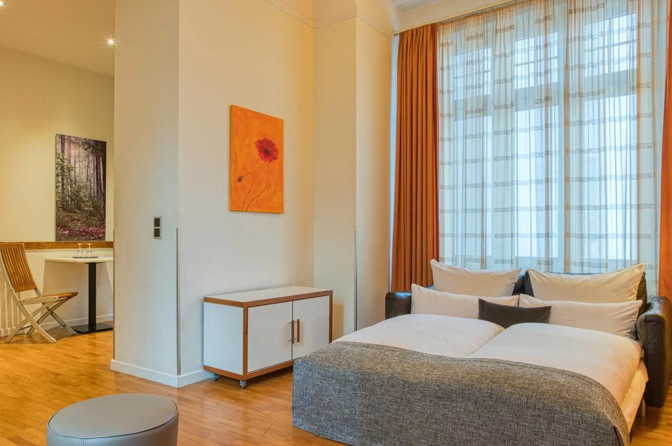 Business Apartment with Double Bed and Sofa Bed in Best Western Hotel Bremen City Business Apartment with Double Bed and Sofa Bed in Best Western Hotel Bremen City