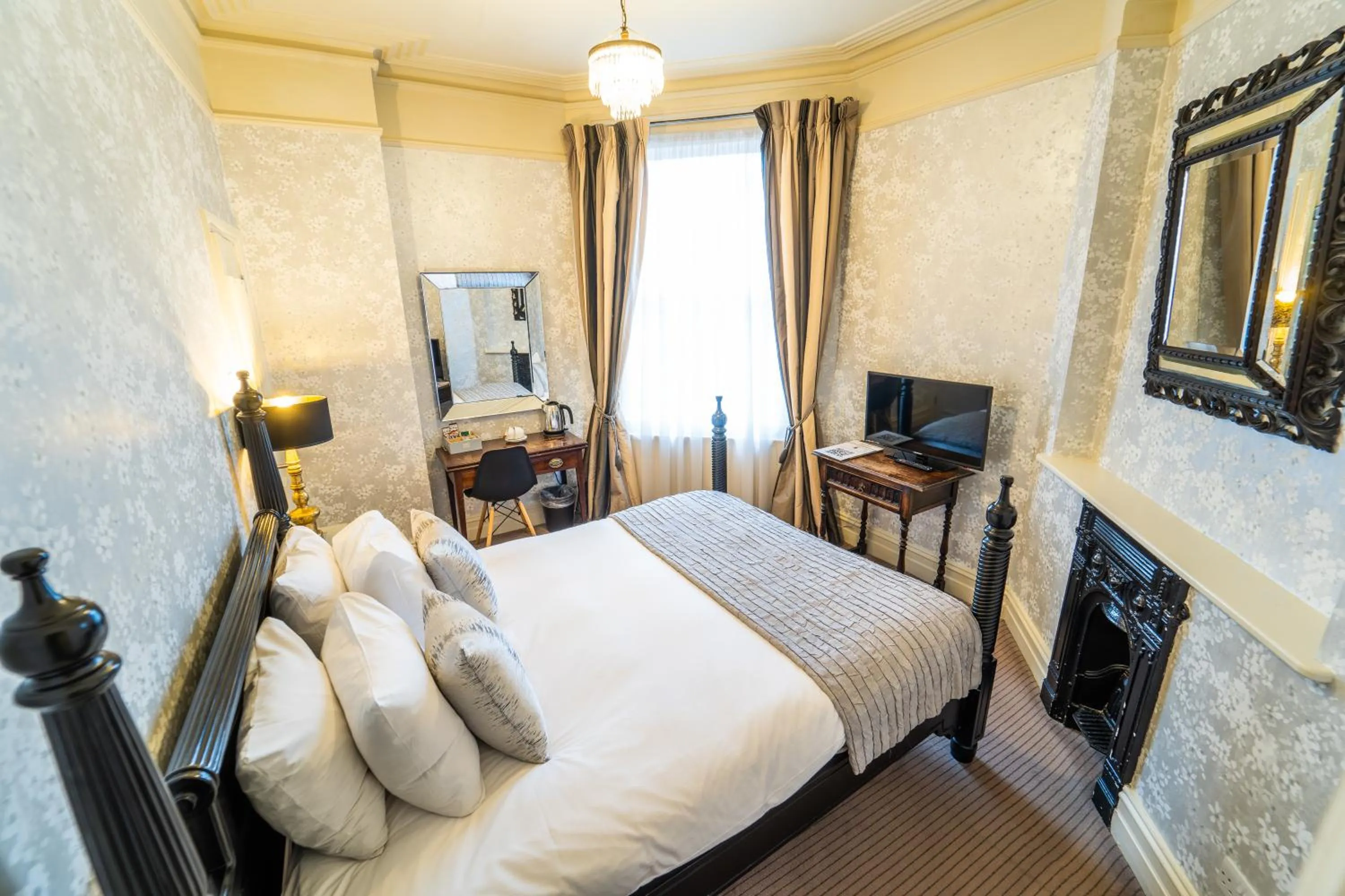 Bed in Brooks Guesthouse