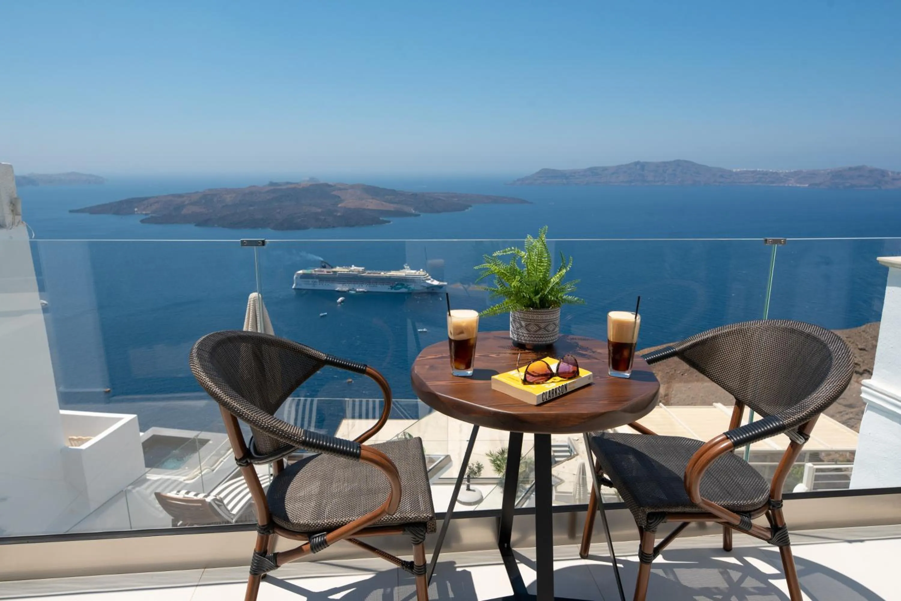 Balcony/Terrace in Daydream Luxury Suites