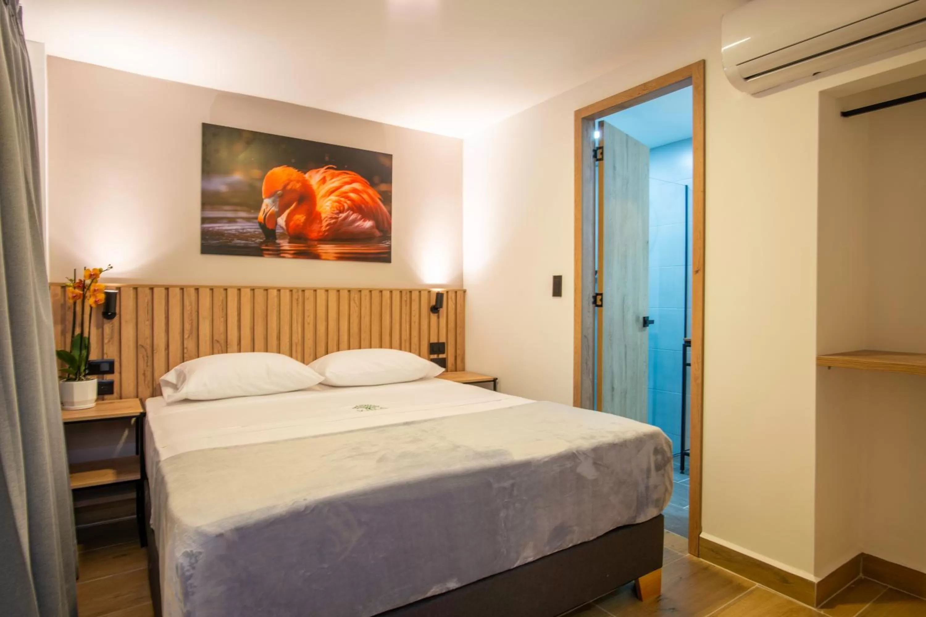 Photo of the whole room, Bed in Vita Hotel Boutique - Aire Acondicionado & Desayuno