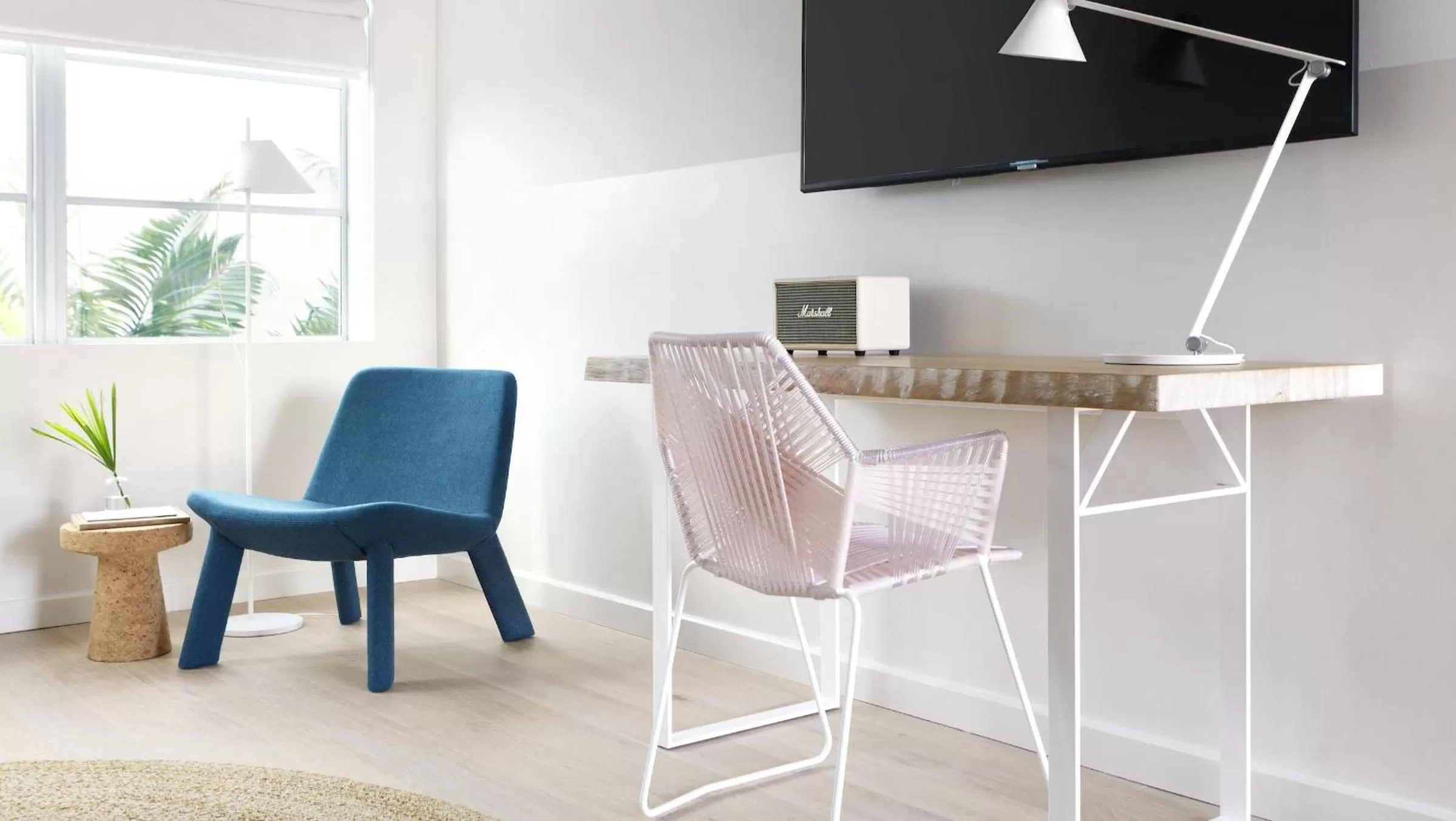 TV and multimedia in The Kimpton Shorebreak Fort Lauderdale Beach Resort