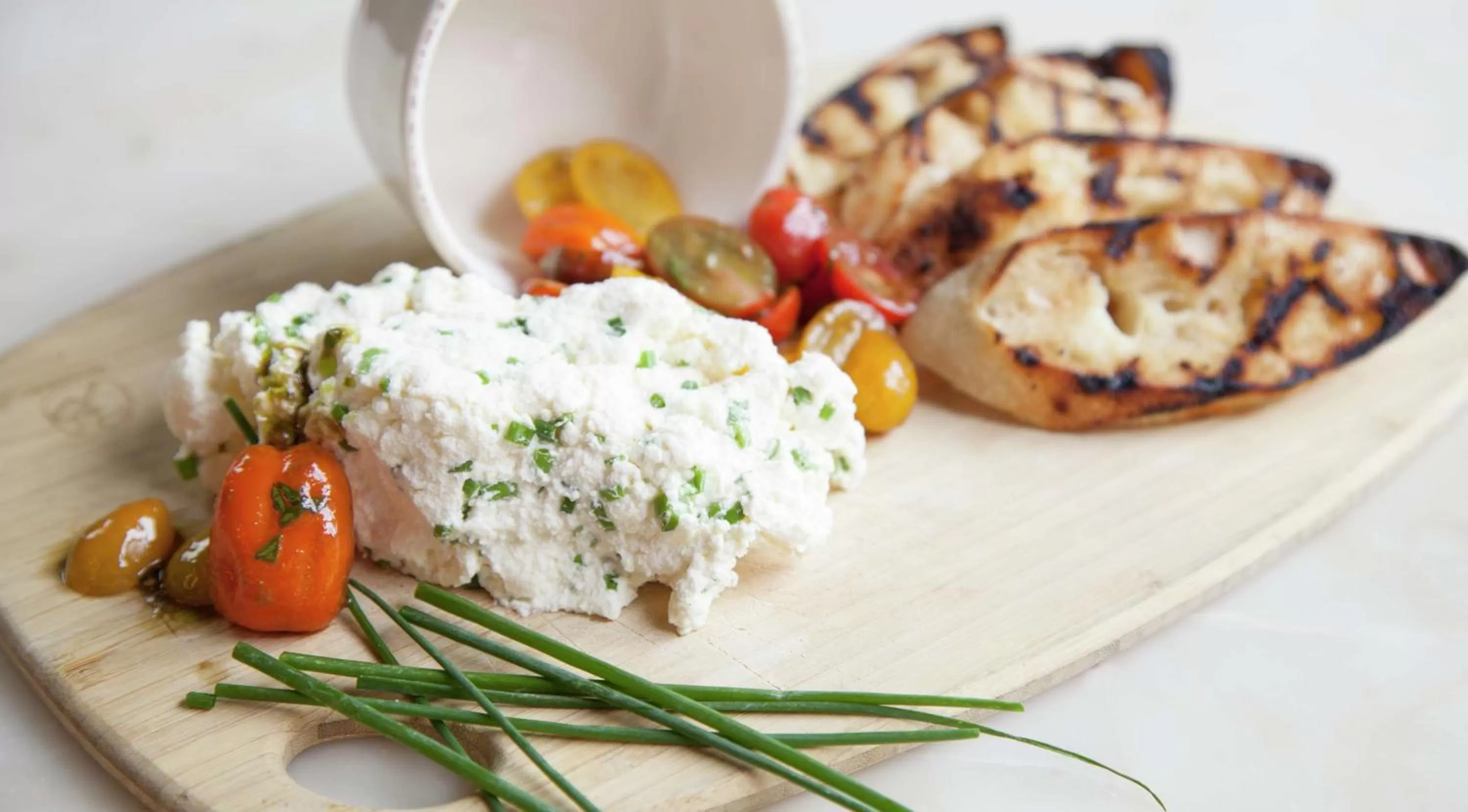Dining area in Hilton Garden Inn Rochester - University & Medical Center