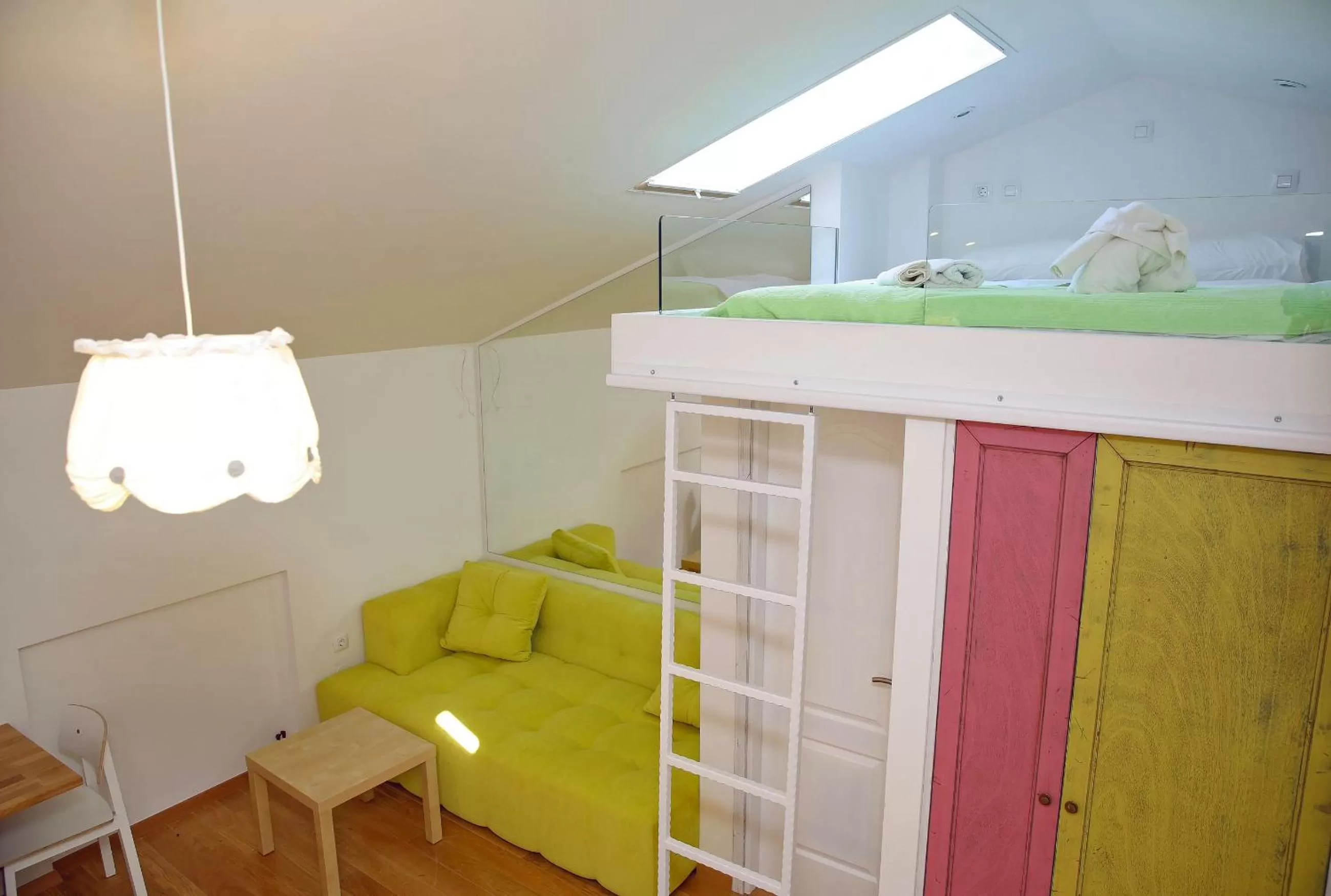 Bed in Central Apartments Integrated Hotel