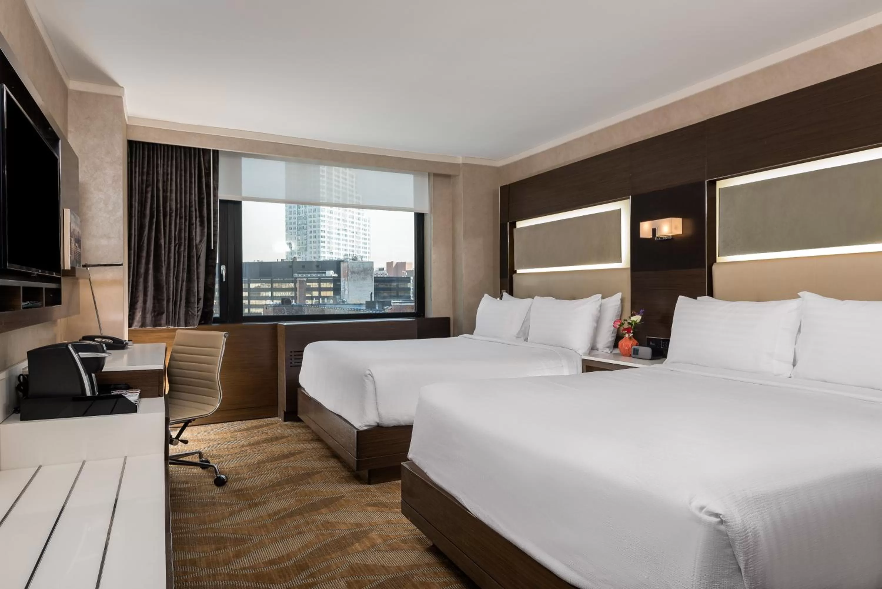 Photo of the whole room, Bed in Holiday Inn Brooklyn Downtown by IHG