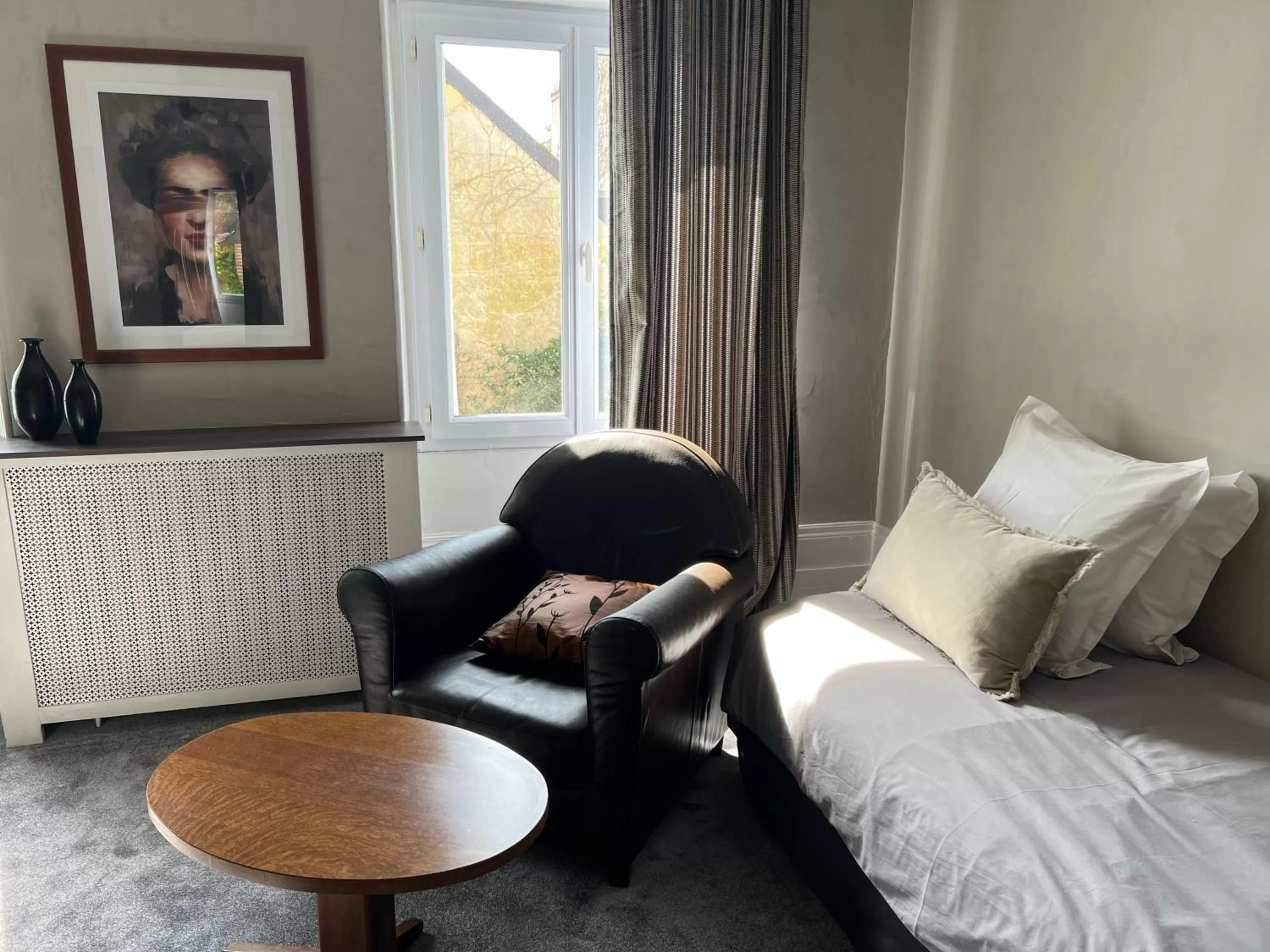 Bed in Chambres d'hôtes & Spa Les Perce Neige