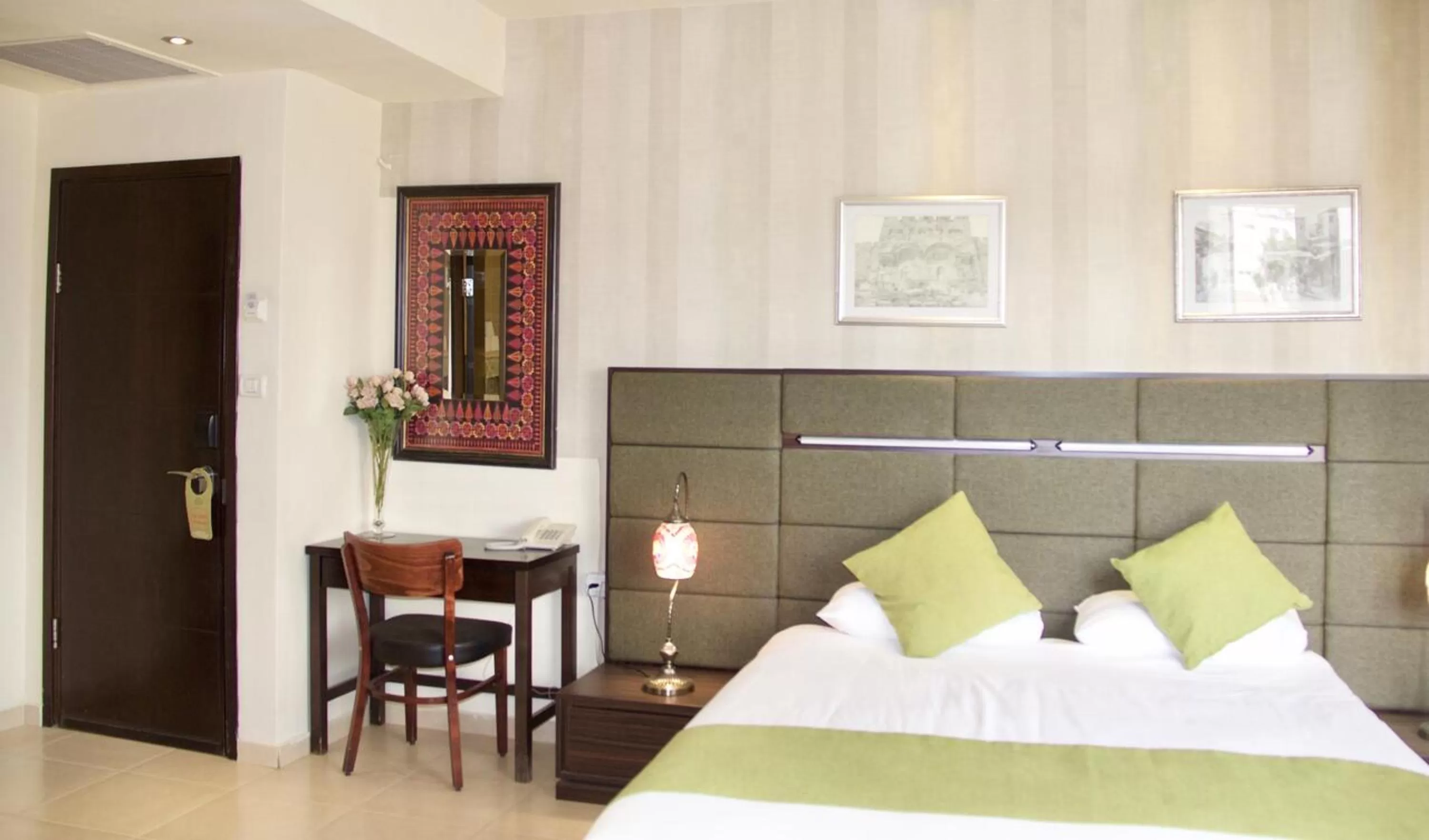 Bedroom, Bed in National Hotel - Jerusalem