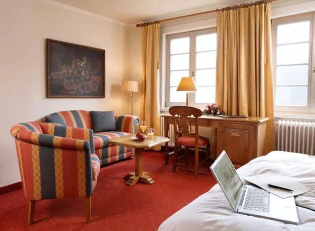 Decorative detail, Bed in Hotel und Restaurant Burg Schnellenberg