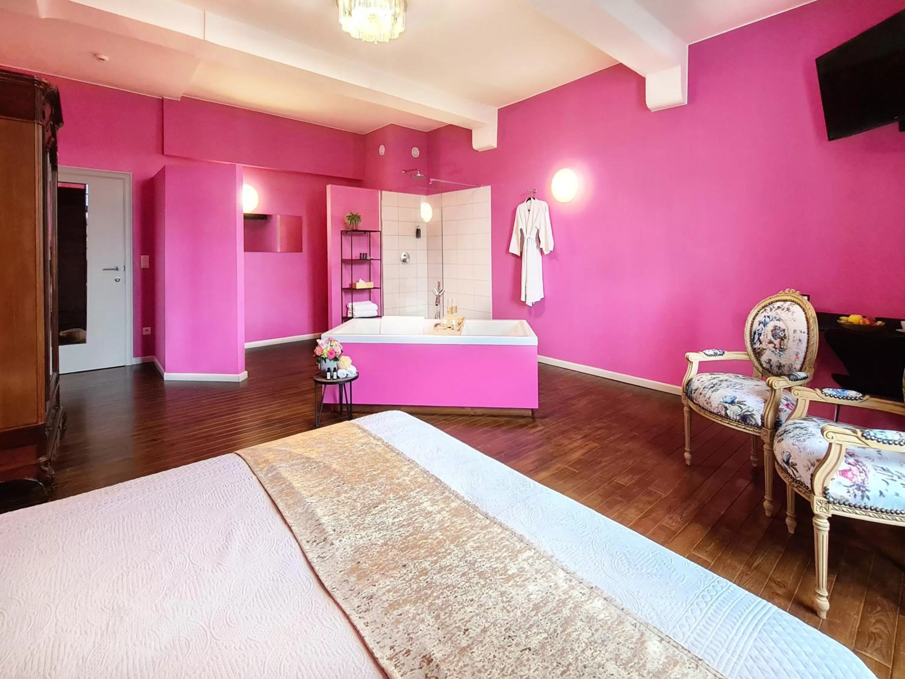 Photo of the whole room, Bed in Hotel Restaurant Steenhuyse