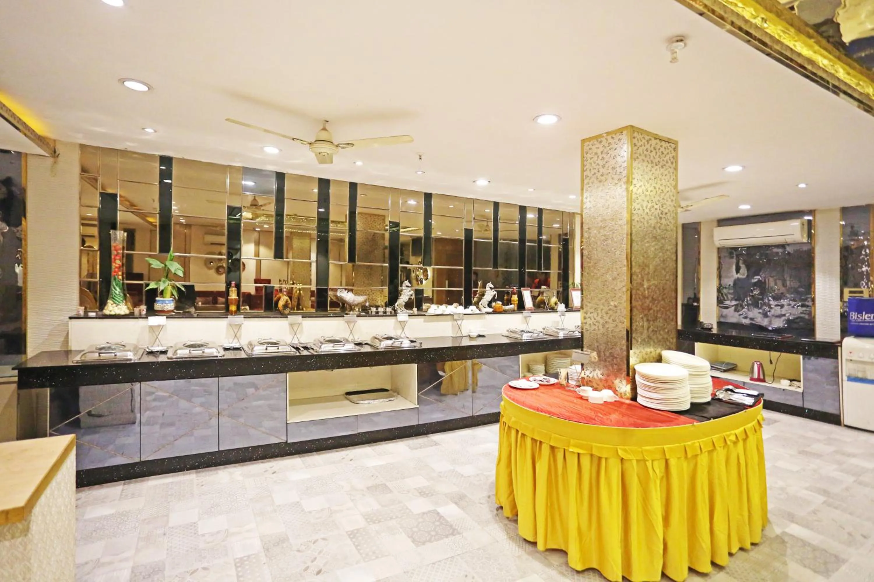 Banquet/Function facilities in JRD Luxury-Business Hotel