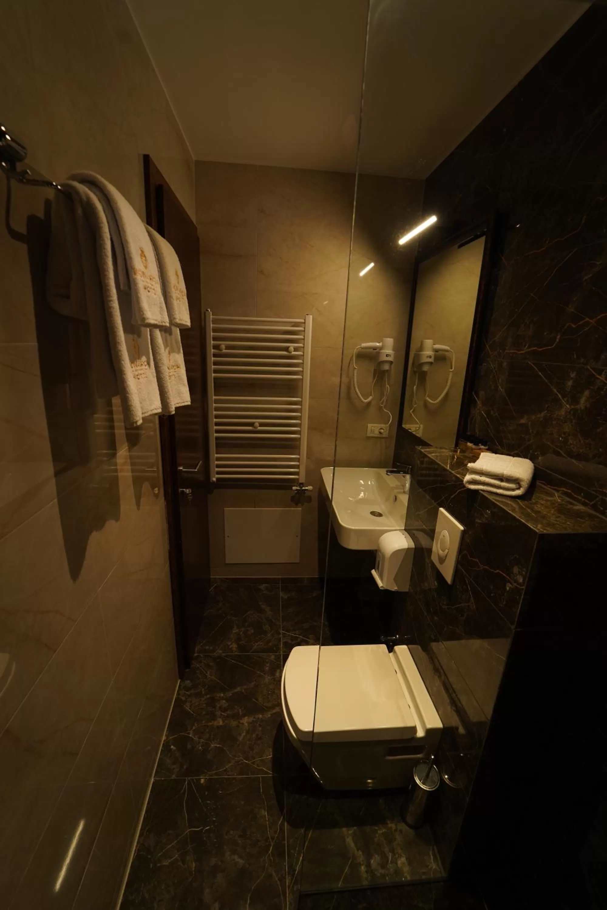 Bathroom in Monarch Hotel