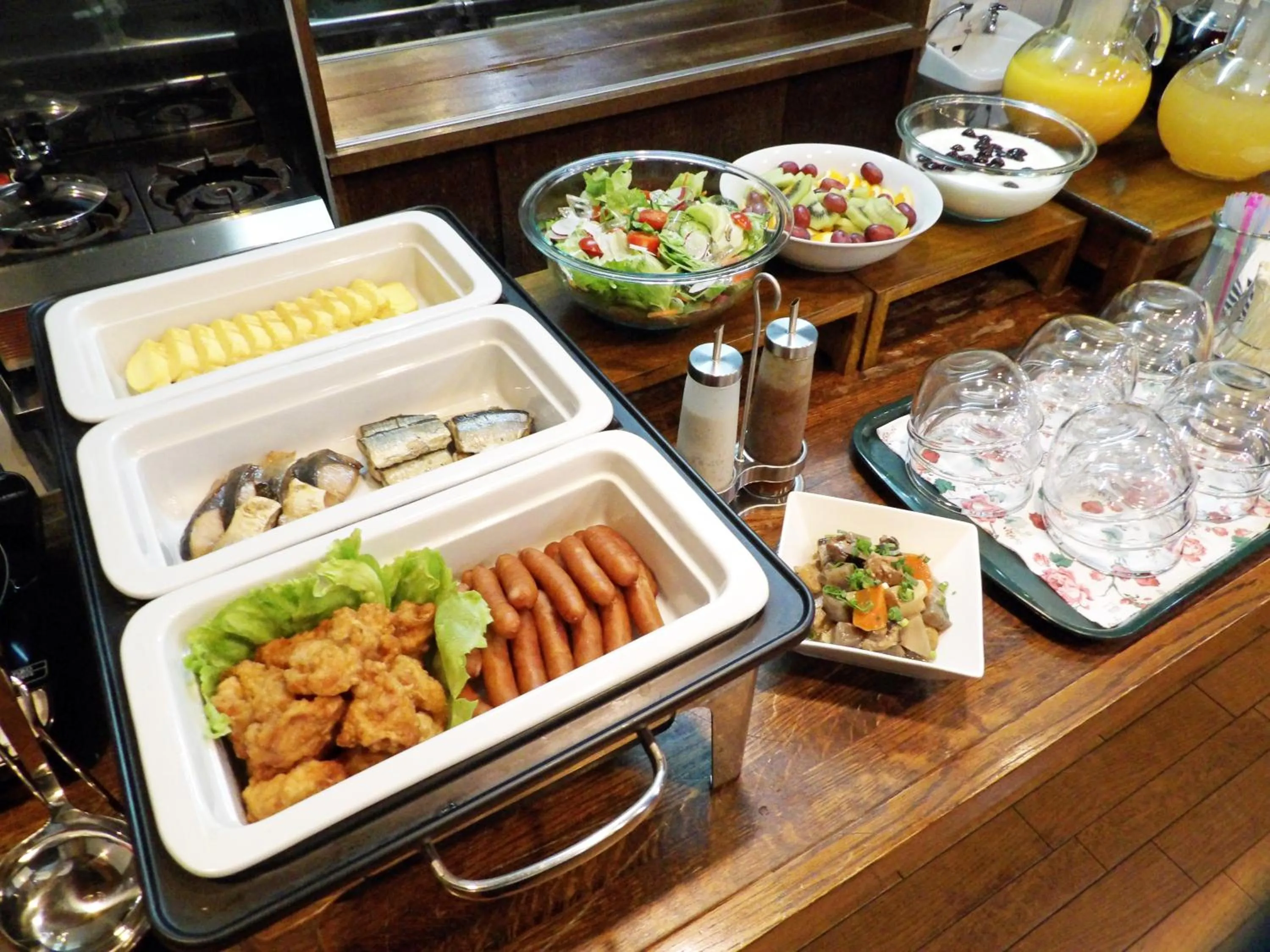 Buffet breakfast in Southern Cross Inn Matsumoto