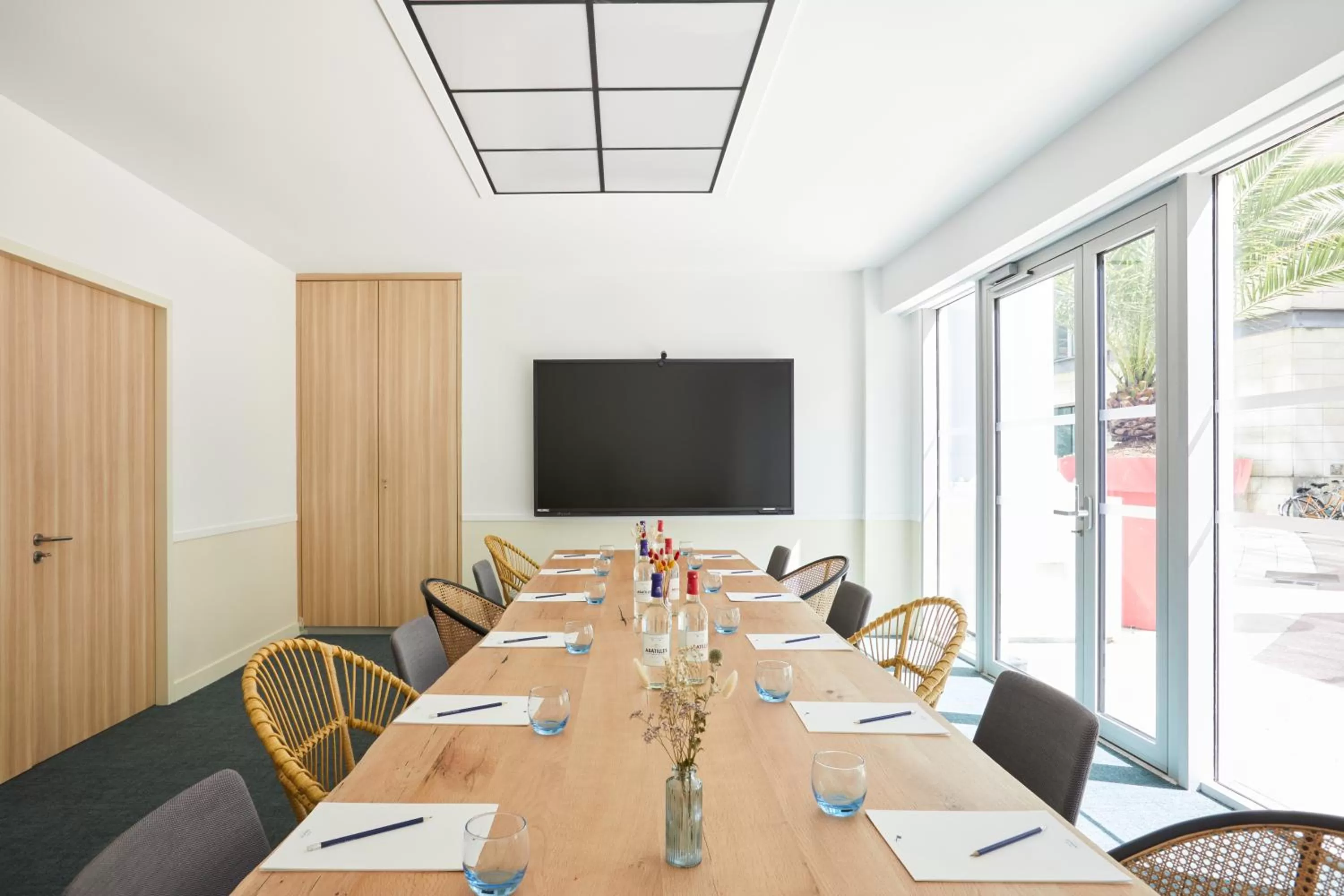 Meeting/conference room in Hotel Indigo Bordeaux Centre Chartrons by IHG
