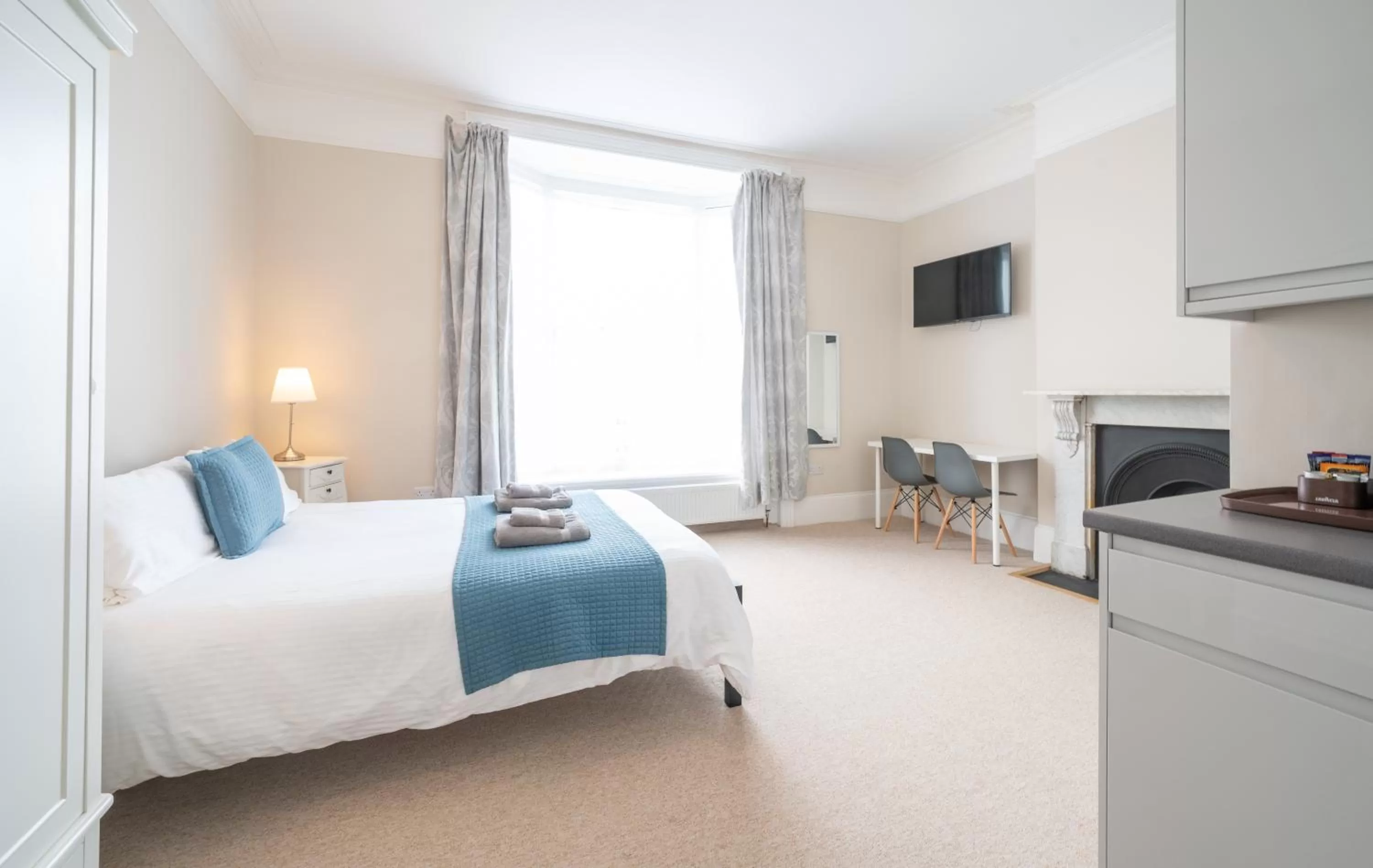 Bed in The Veteran Hotel & Bar