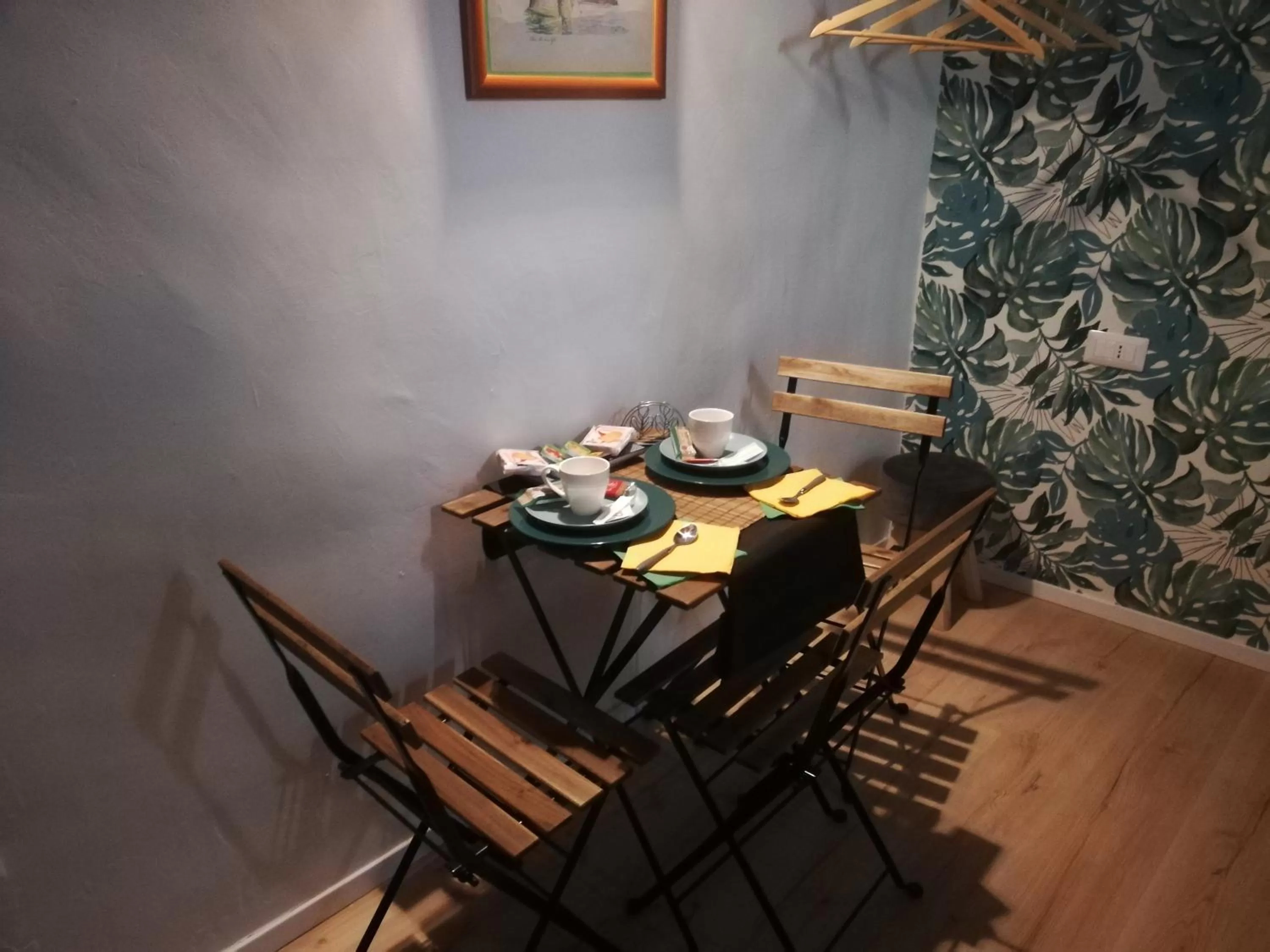 Restaurant/Places to Eat in BnB Simy3