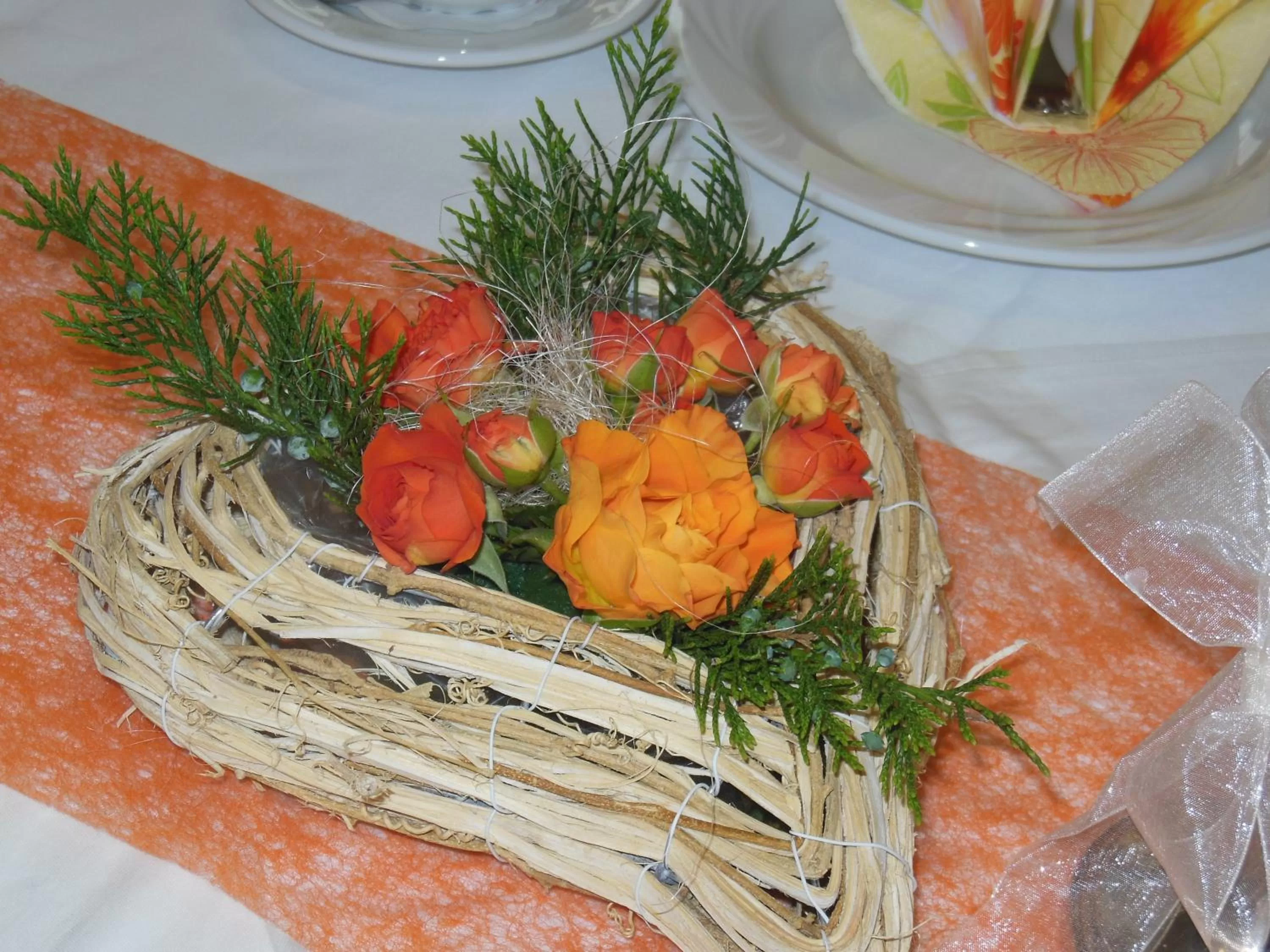 Restaurant/places to eat in Hotel Asterra