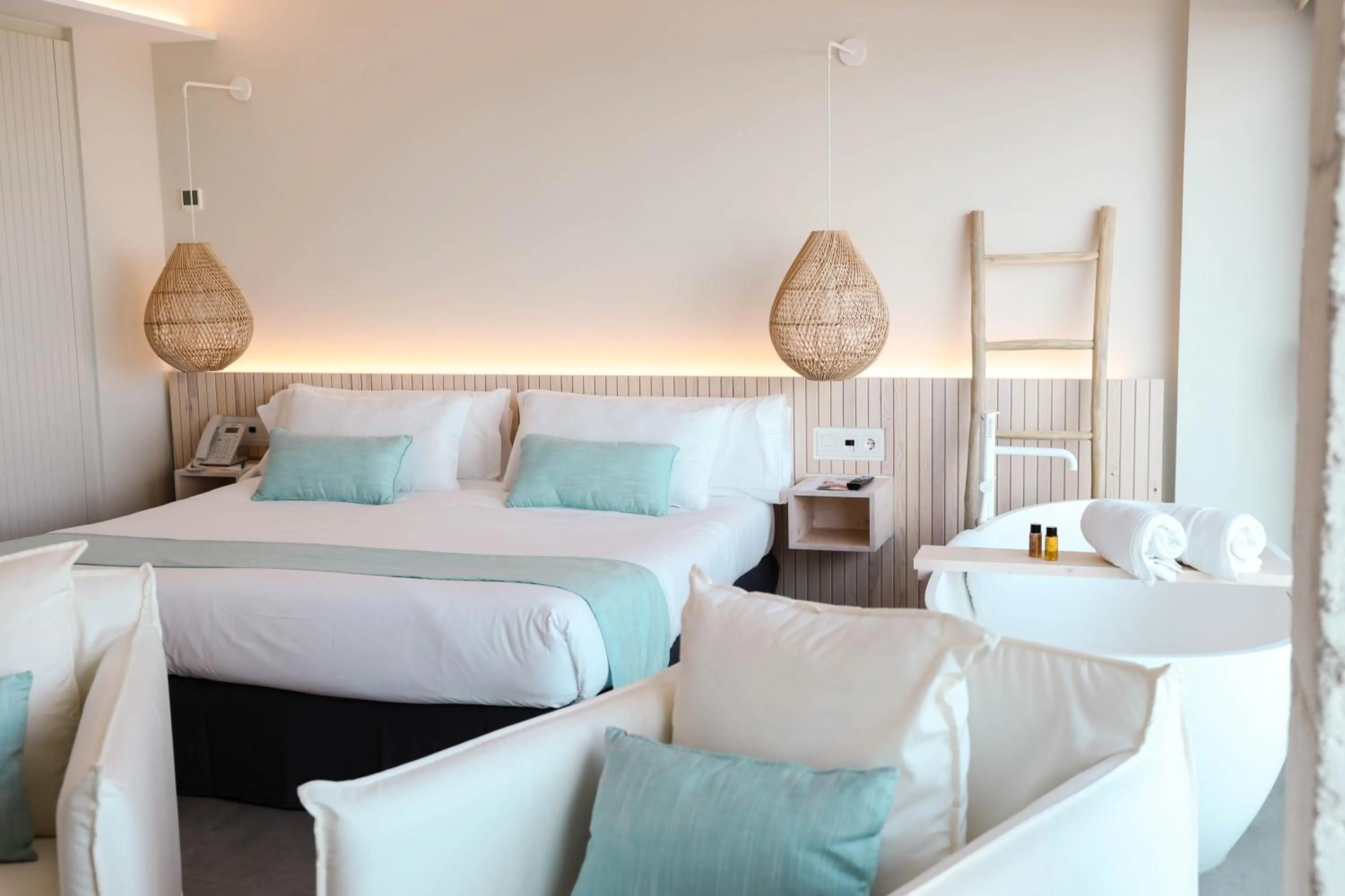 Photo of the whole room, Bed in KAKTUS Hotel Kaktus Playa