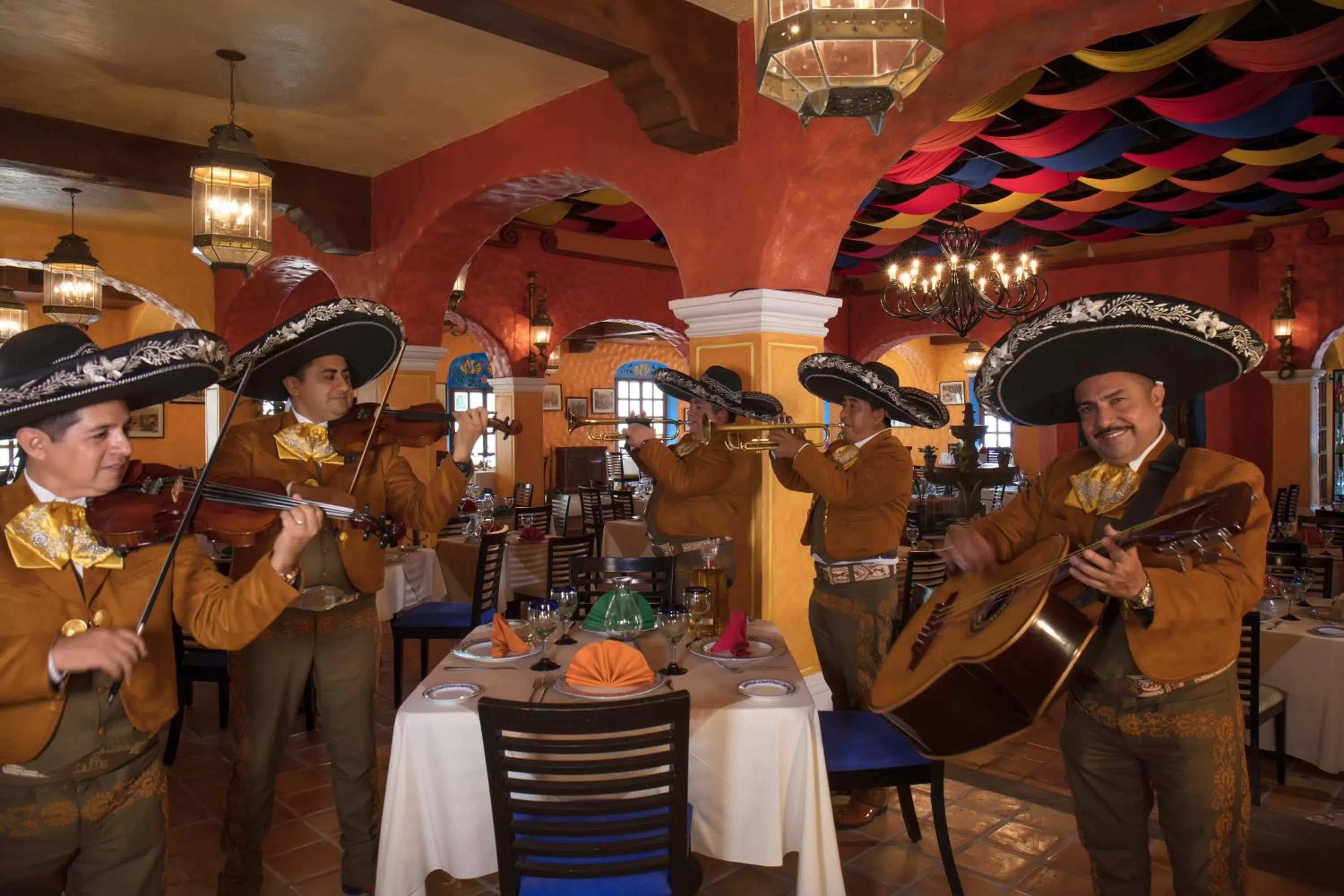 Restaurant/places to eat in Krystal Cancun