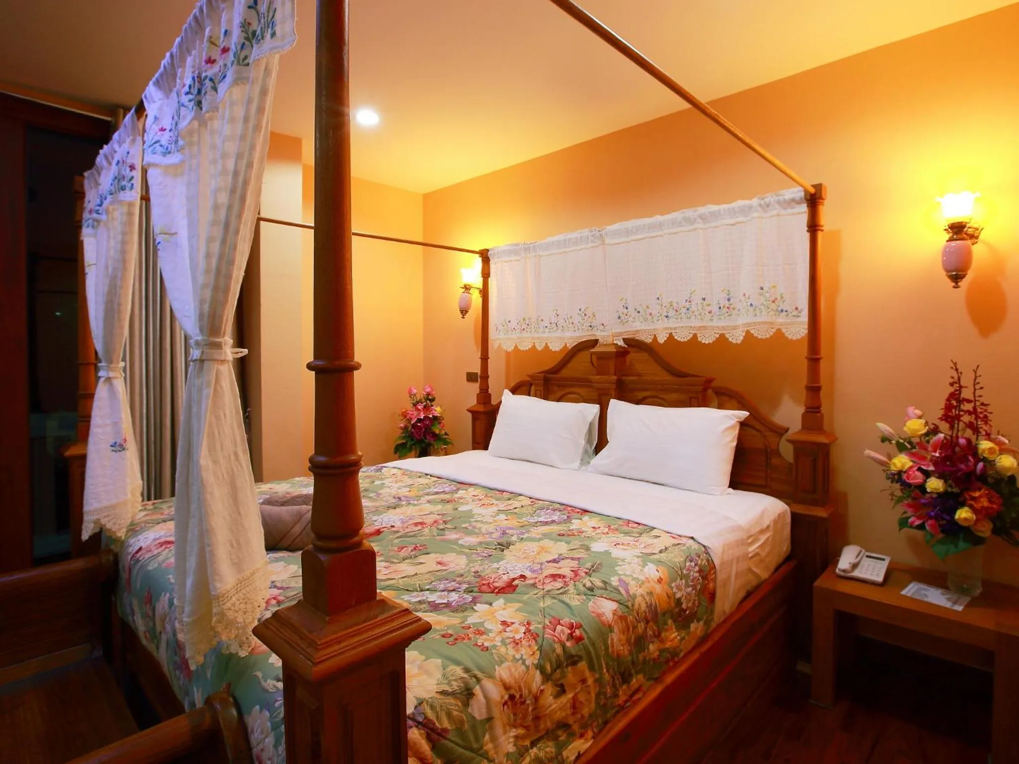 Bed in At Chiang Mai Hotel