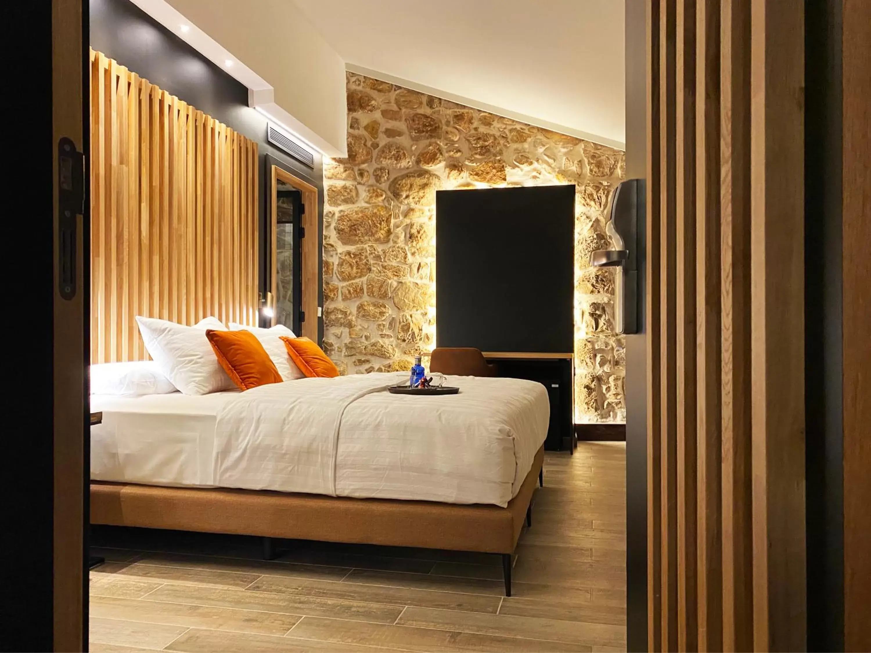 Superior King Room in Pou by Vilamassalia Only Adults Superior King Room in Pou by Vilamassalia Only Adults