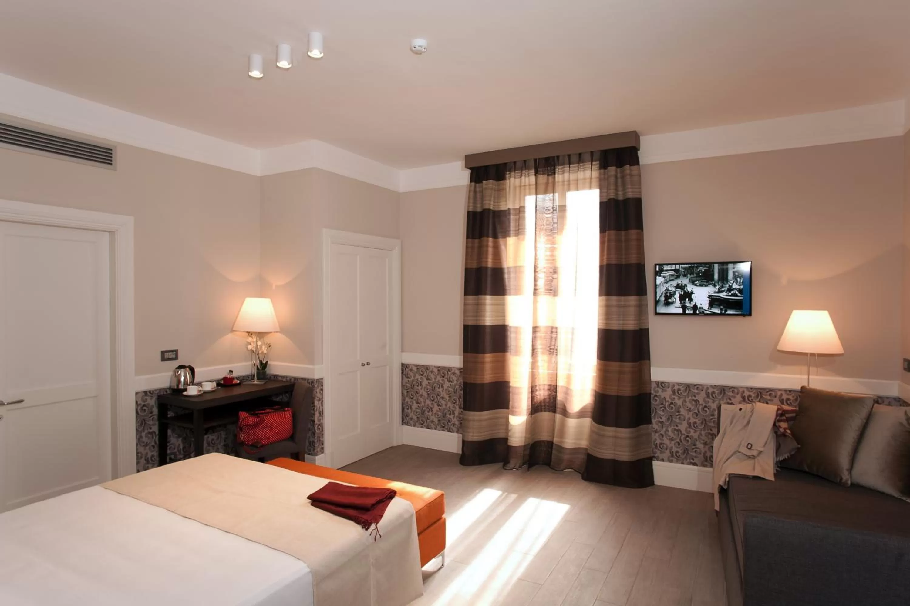 Bedroom, Bed in Fragrance Hotel St. Peter