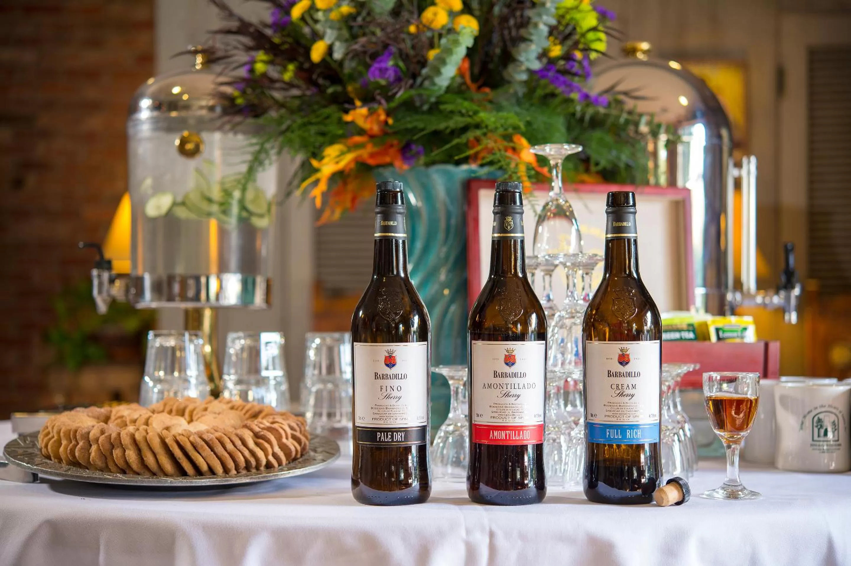 Food and drinks in Inn of the Governors