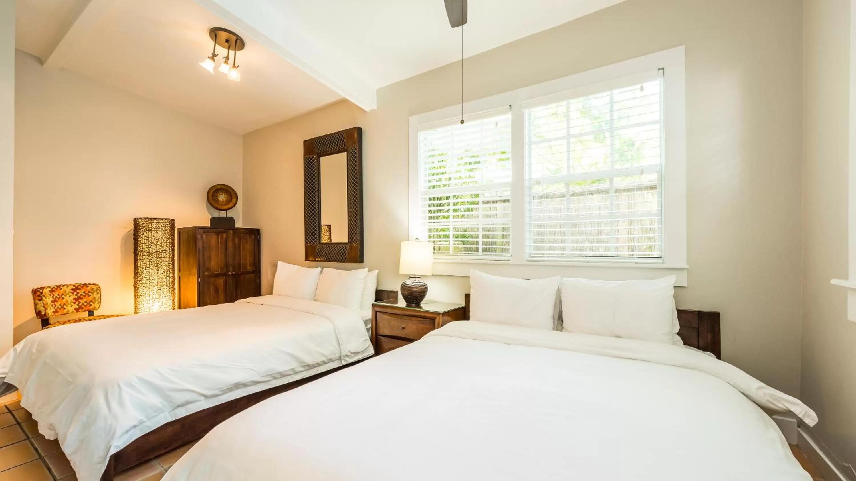 Bed in L'Habitation Guesthouse- Adult Exclusive