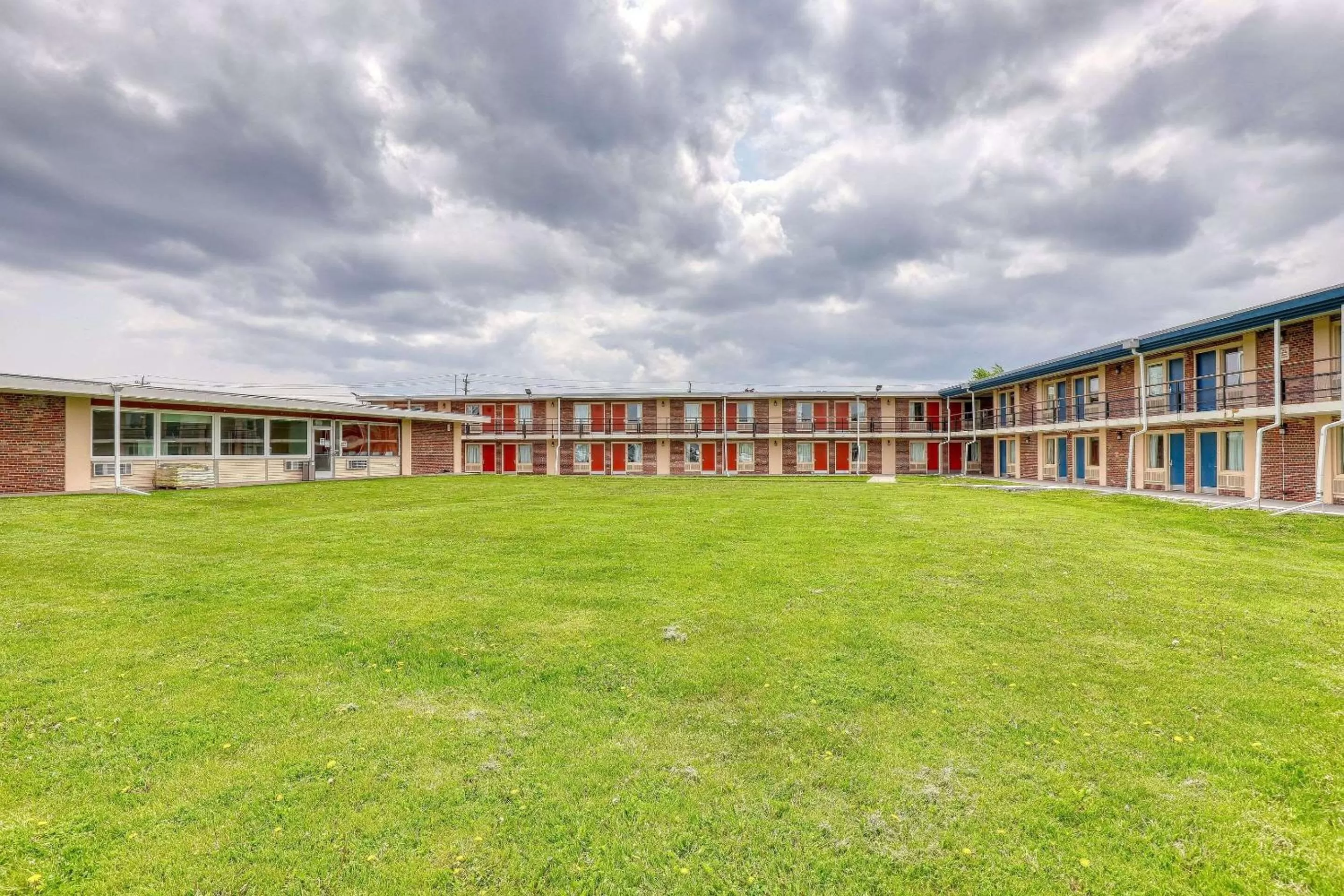 Property building in Suburban Studios Neenah-Appleton