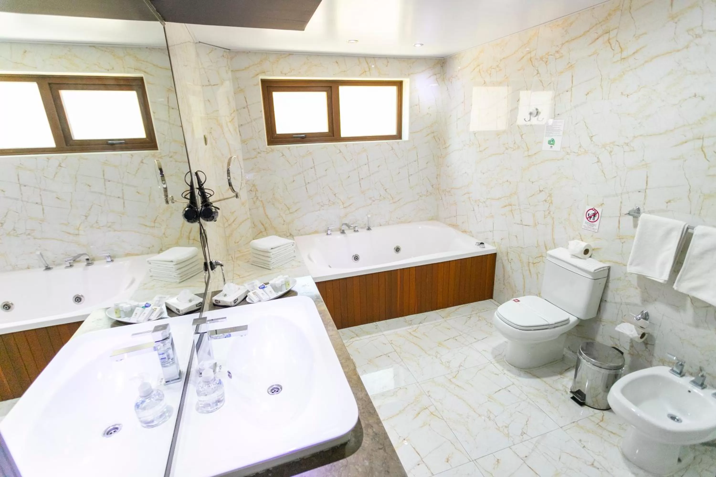 Hot Tub in Gran Hotel Cochabamba