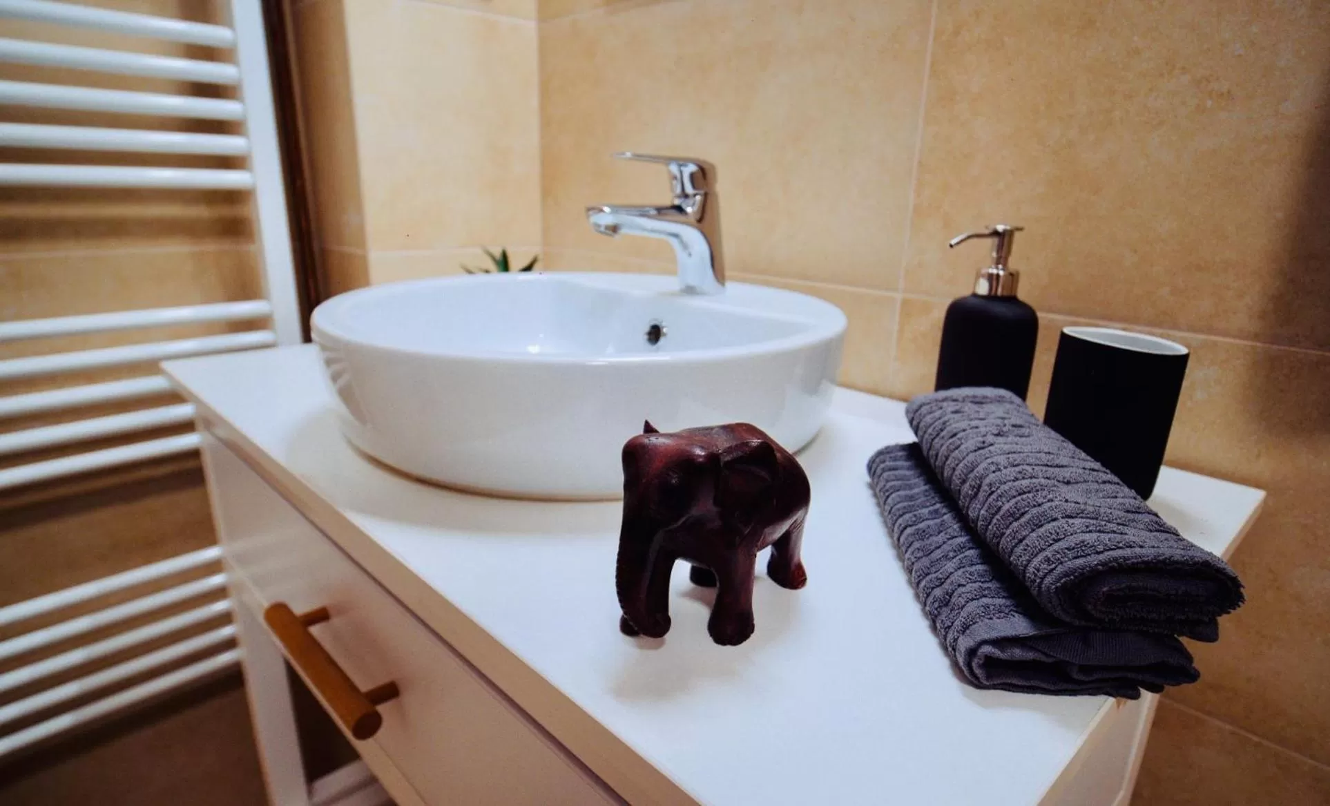 Bathroom in Zakarias Apartments