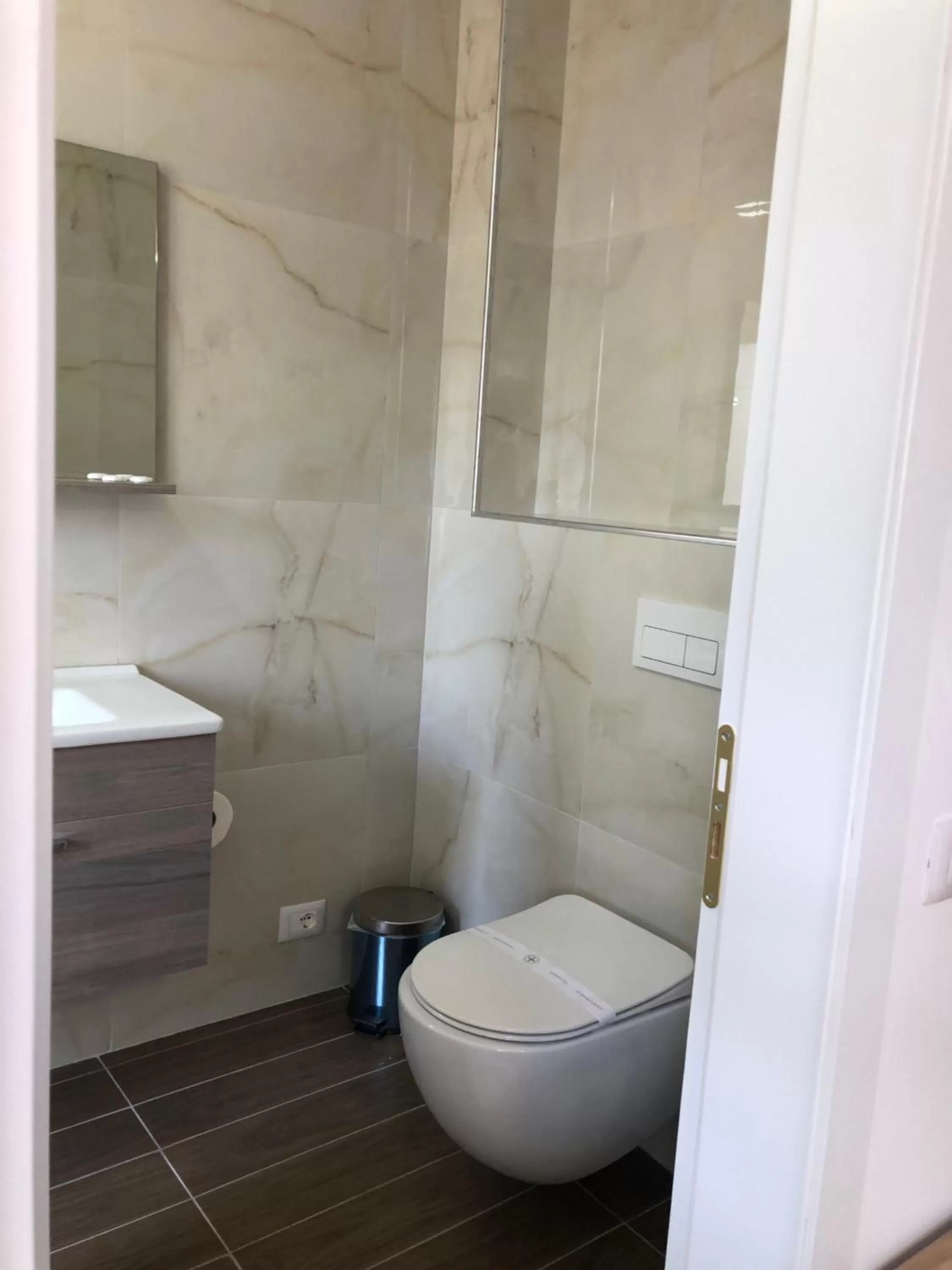 Bathroom in Grand Hotel Pogradec